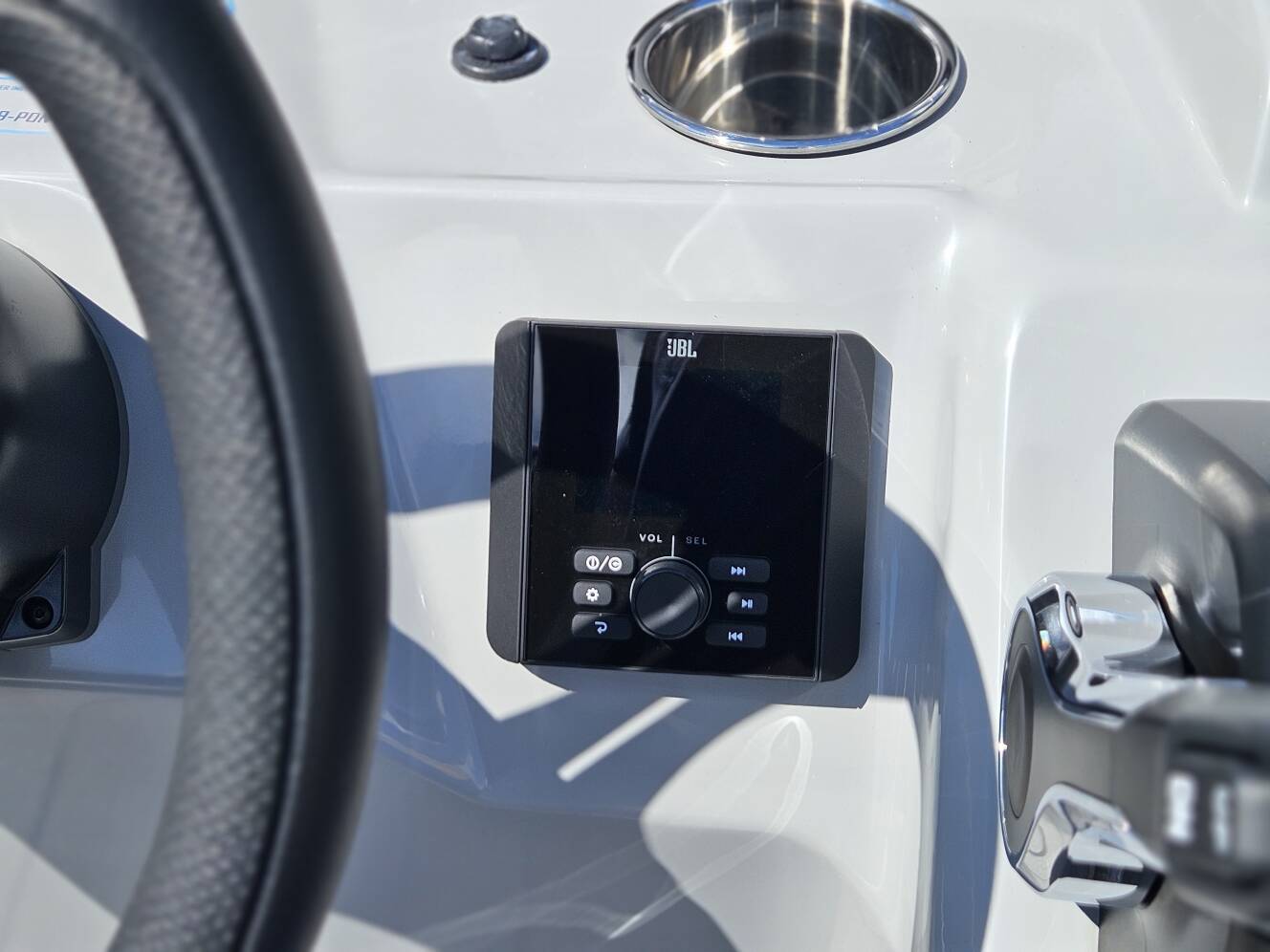 A photo of this 2026 Bentley Pontoons 203 Fish-N-Cruise