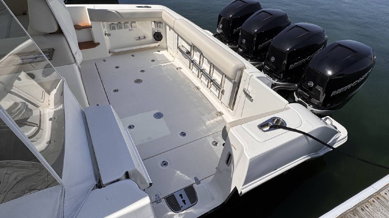 A photo of this 2021 Boston Whaler 380 Realm