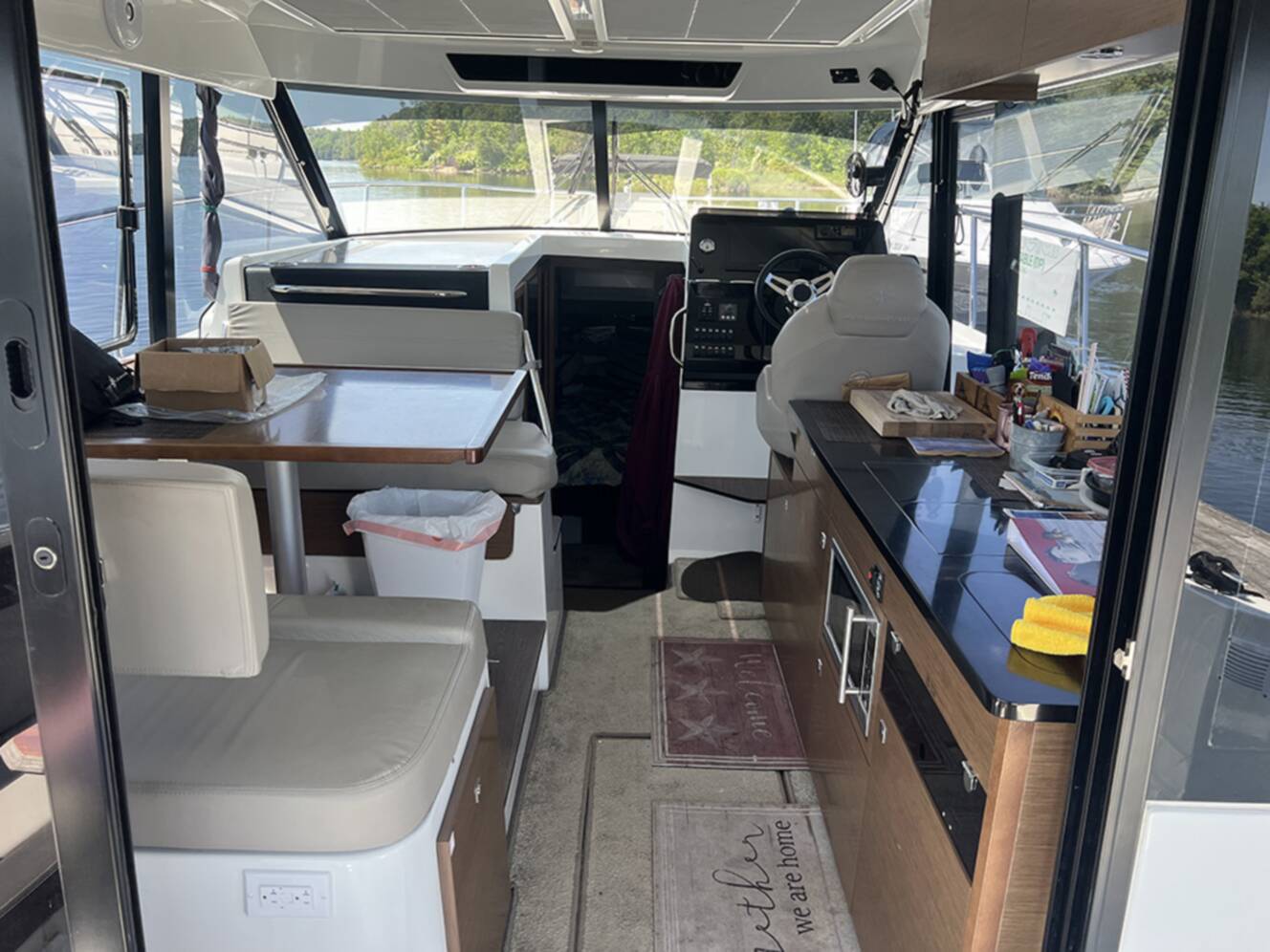 A photo of this 2020 Jeanneau NC 1095