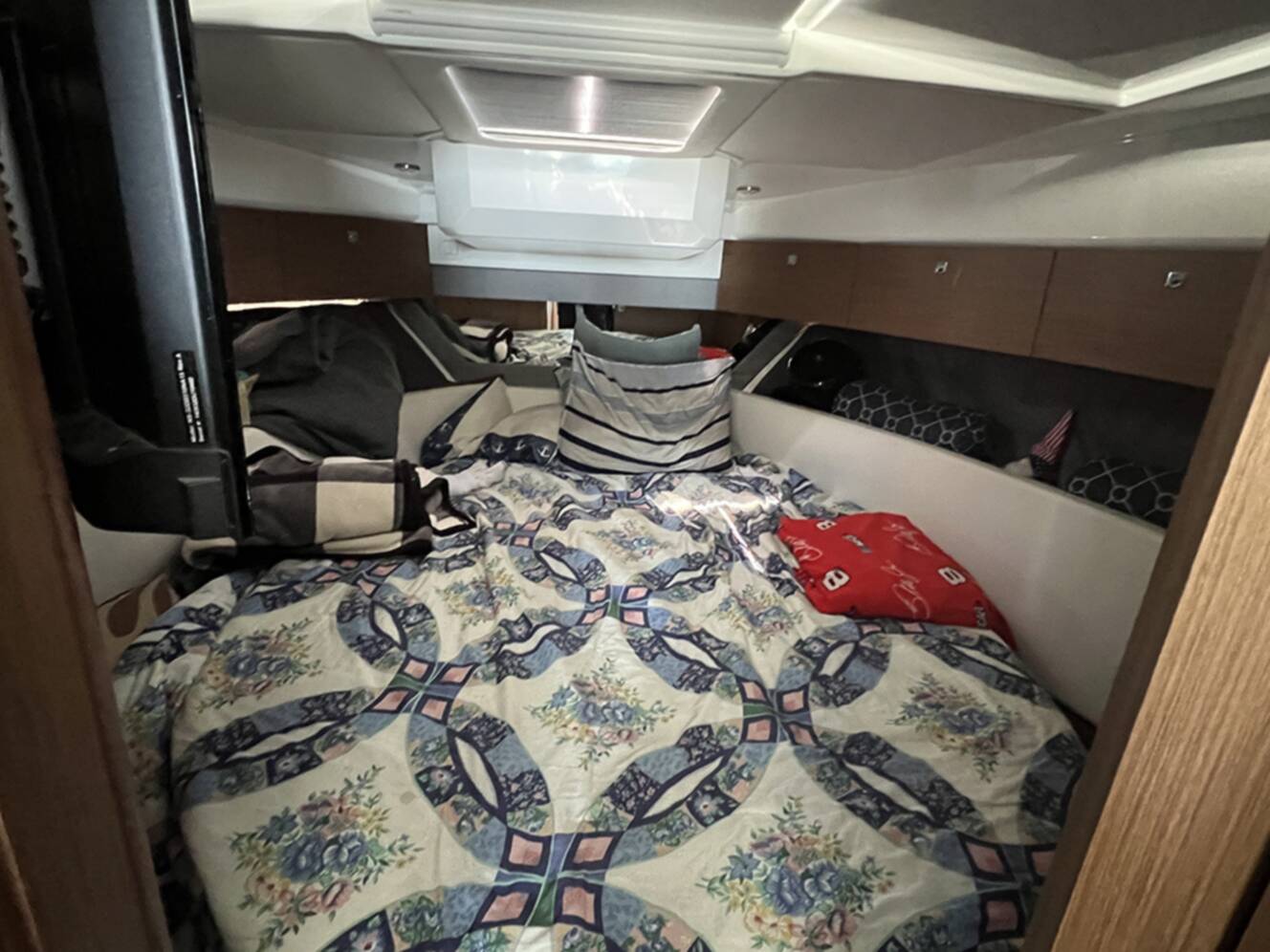 A photo of this 2020 Jeanneau NC 1095