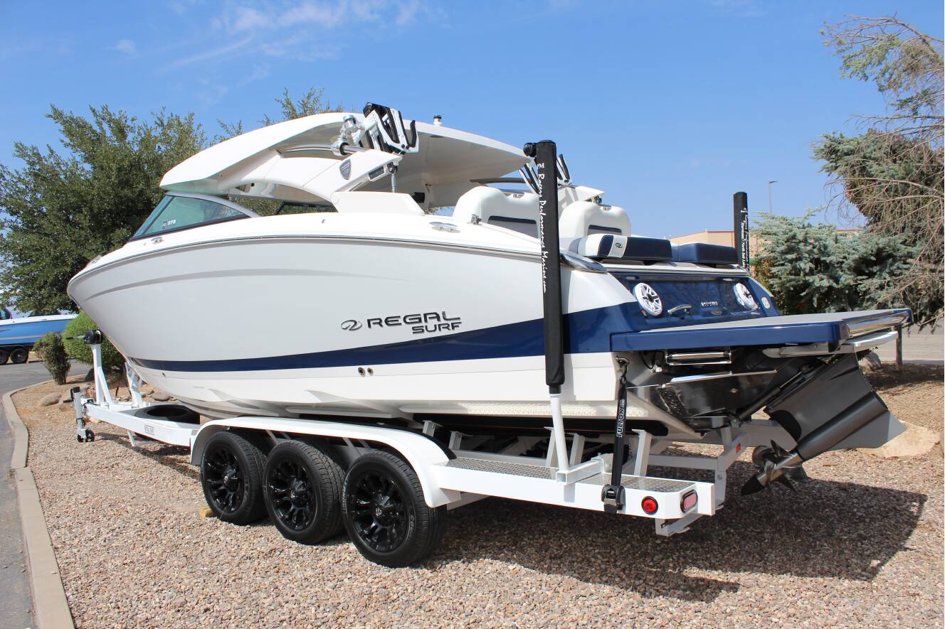 A photo of this 2026 Regal LS9 Surf Ultimate
