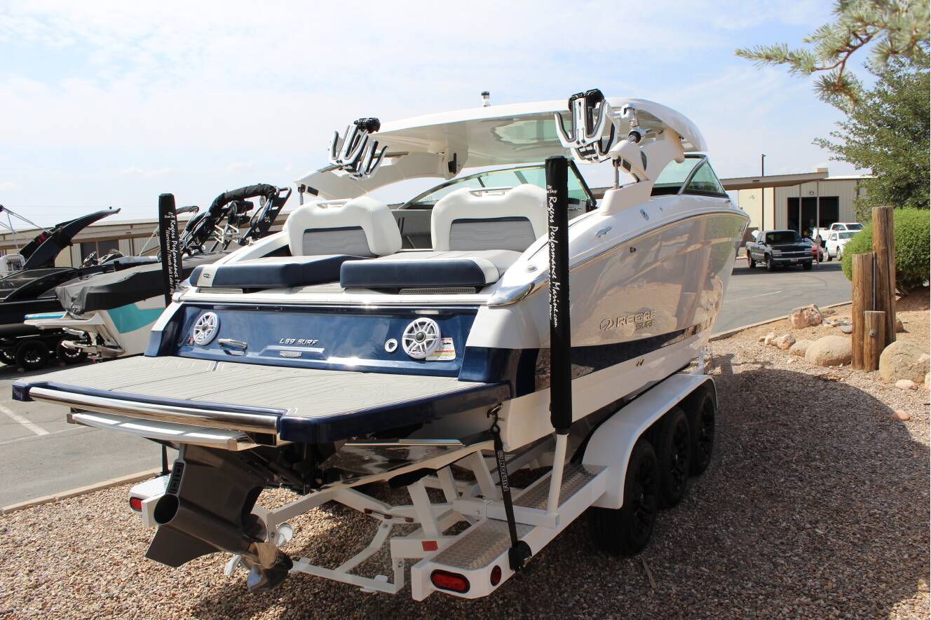 A photo of this 2026 Regal LS9 Surf Ultimate