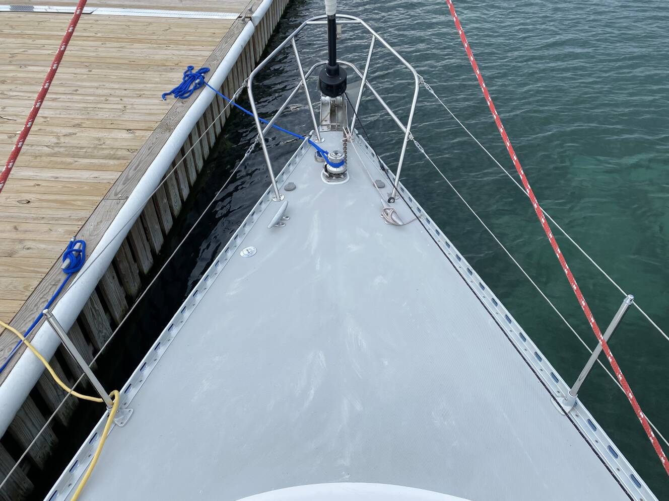A photo of this 1989 J/Boats J/40