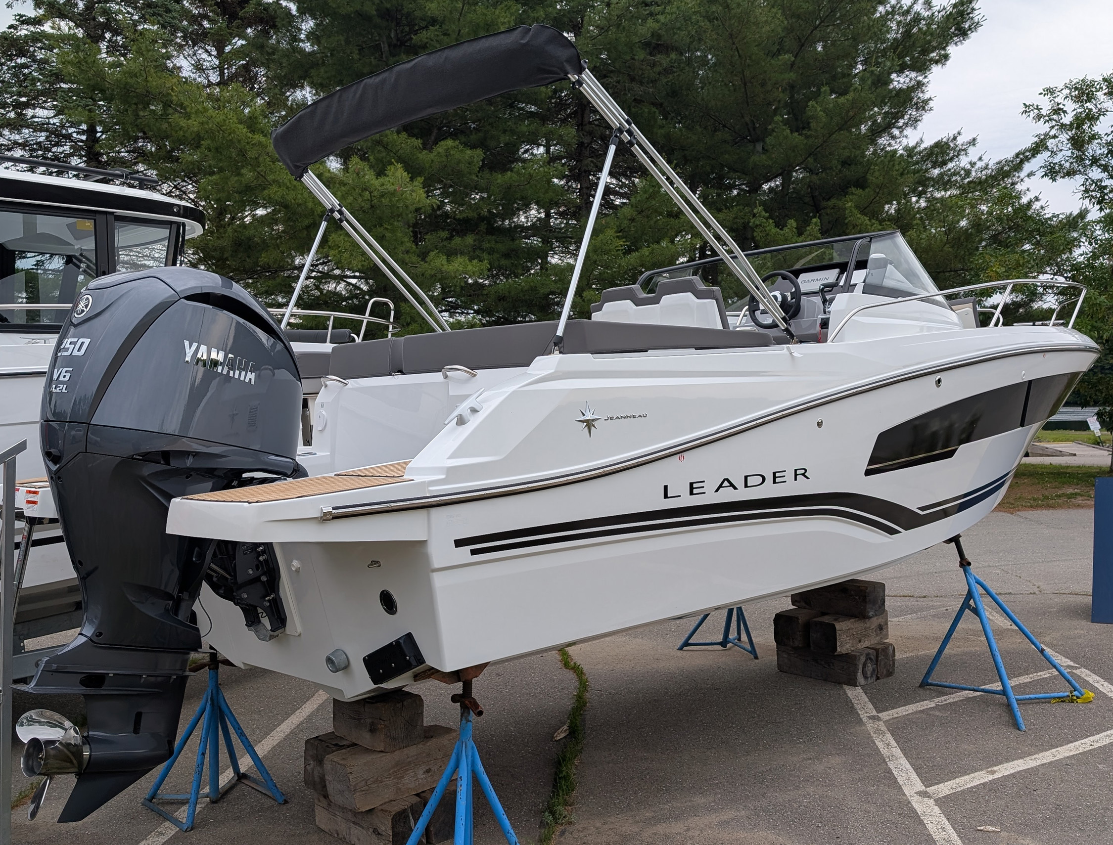 2025 Jeanneau Leader 7.5 WA 7.5 SERIES 3 in hampden ME