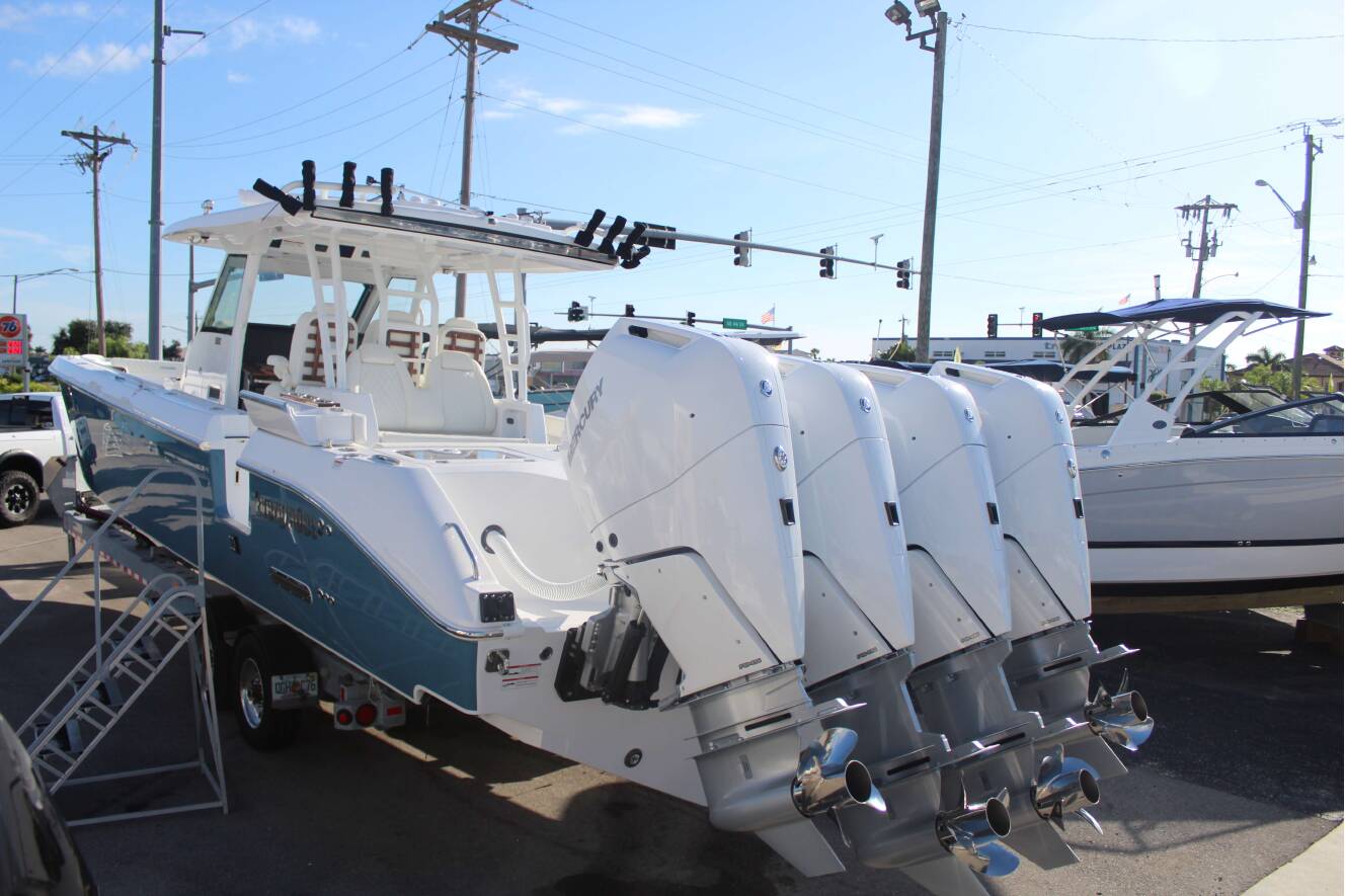 A photo of this 2026 Everglades 395 CC