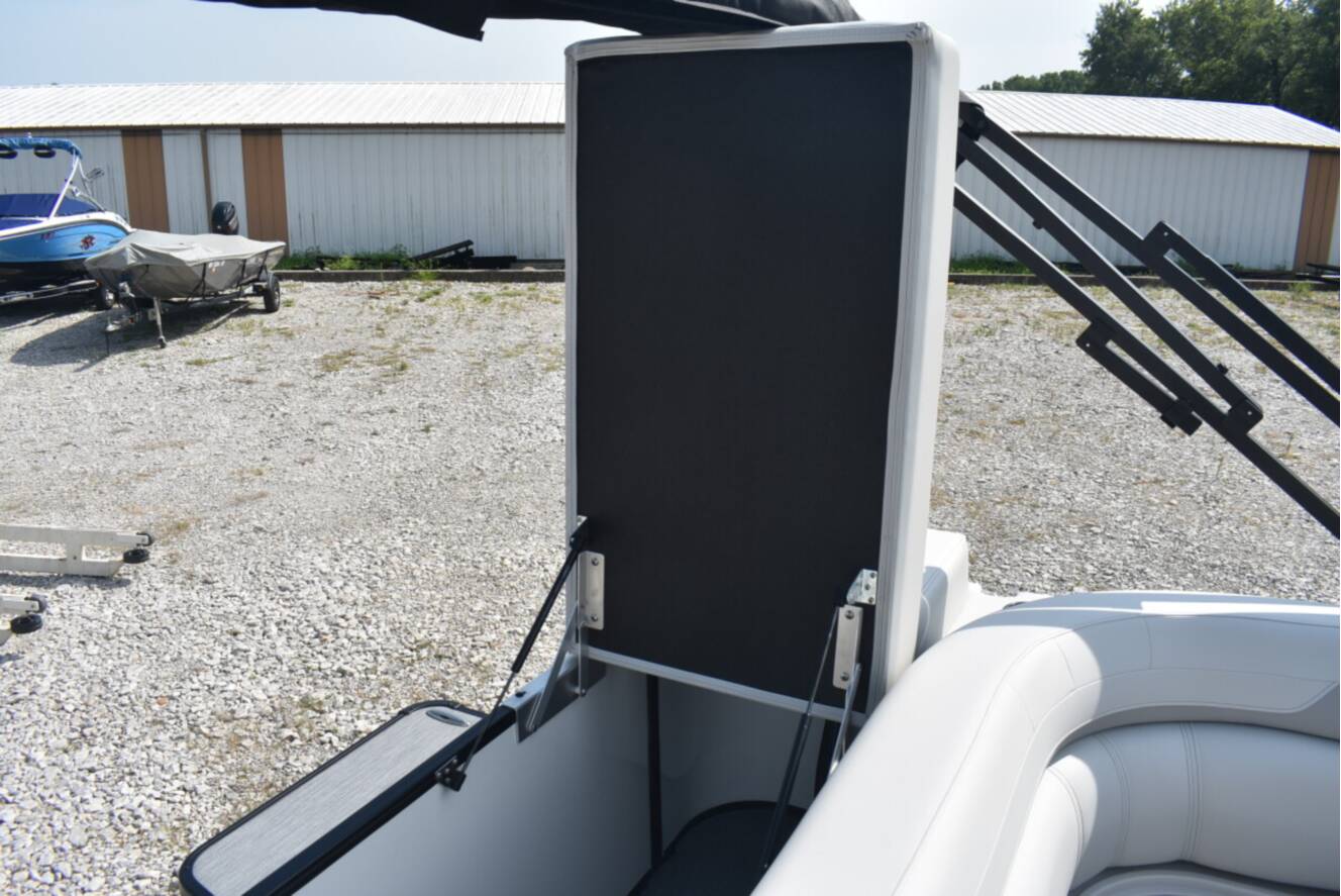 A photo of this 2026 Godfrey Sweetwater 2806 C