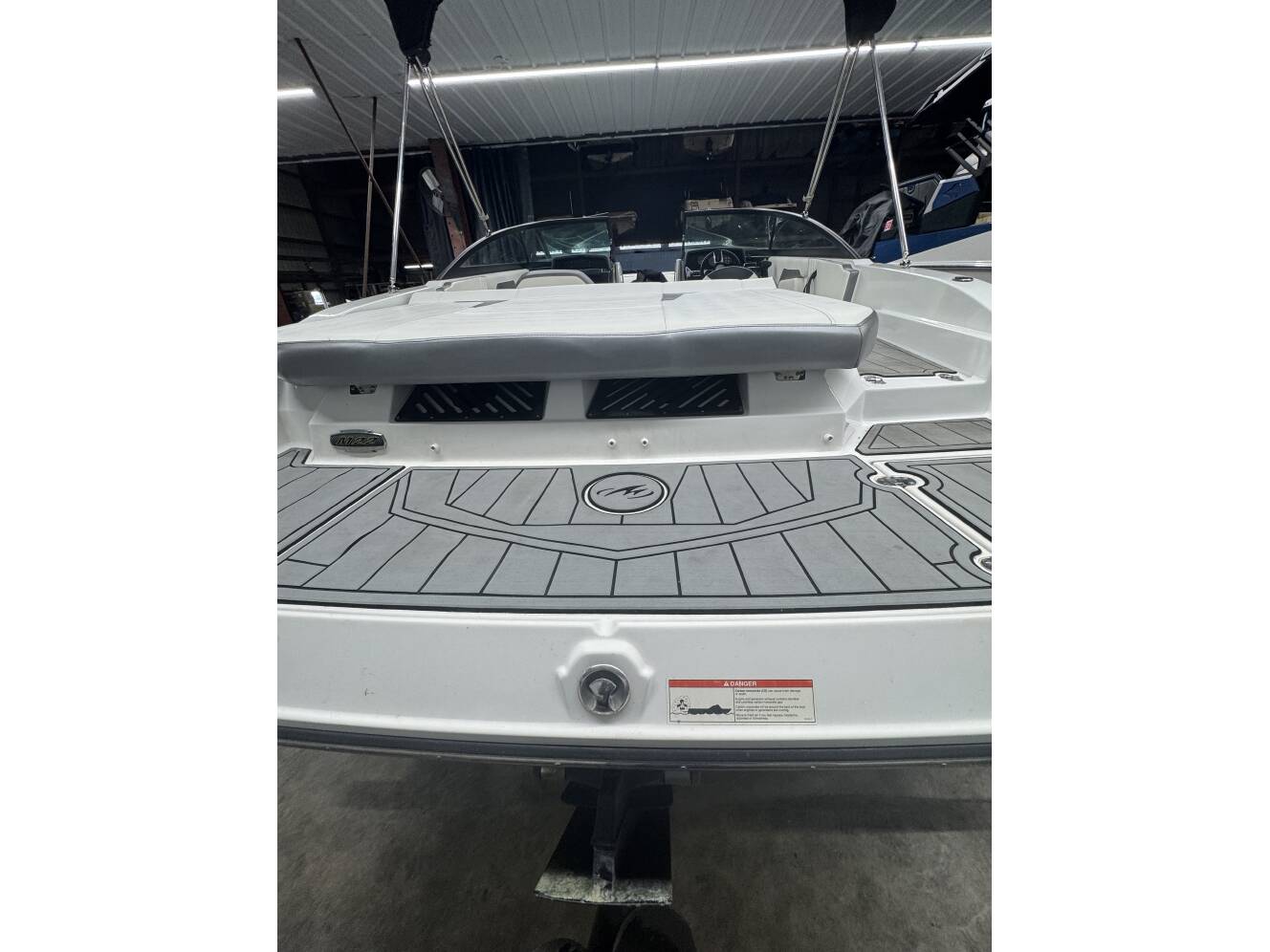 A photo of this 2018 Monterey M22
