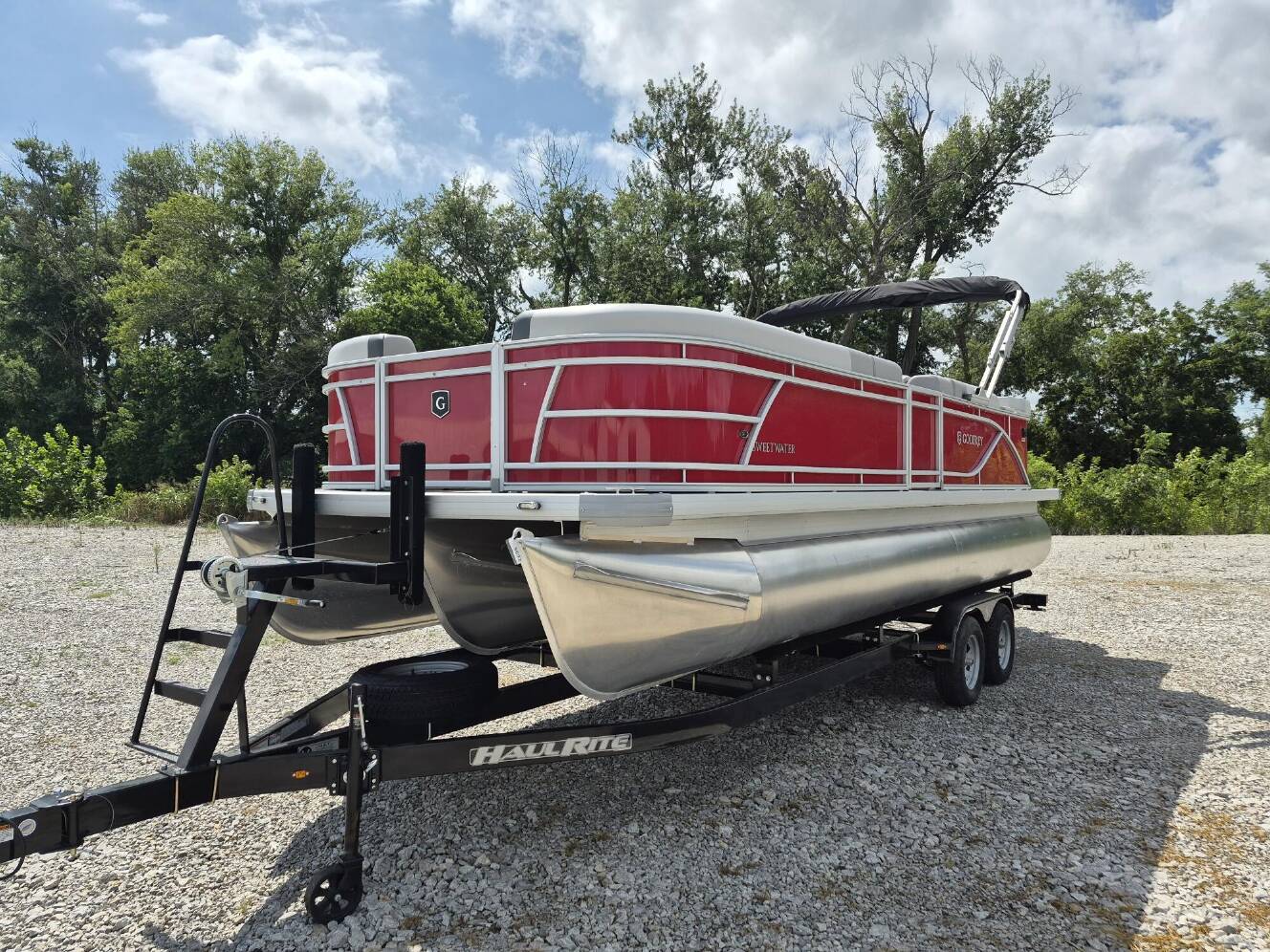 A photo of this 2026 Godfrey Sweetwater 2286 CSE