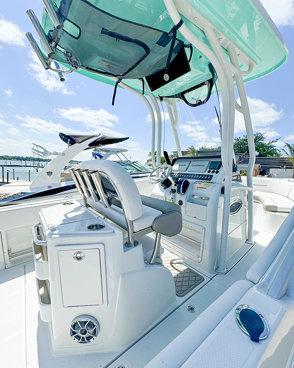 2025 Crownline 230 CC Finseeker in okoboji IA
