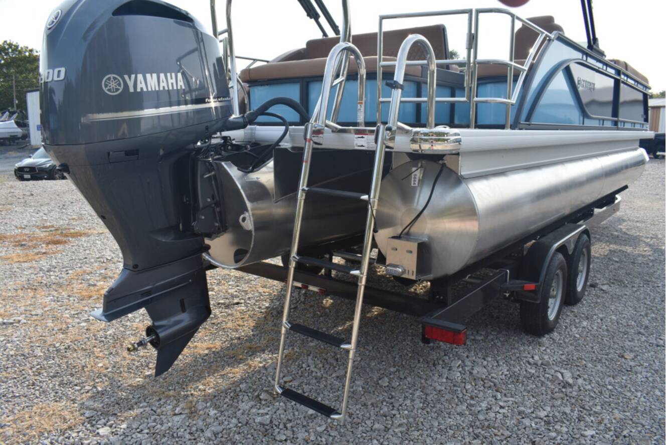 A photo of this 2026 Godfrey Sweetwater 2486 SFL Tritoon