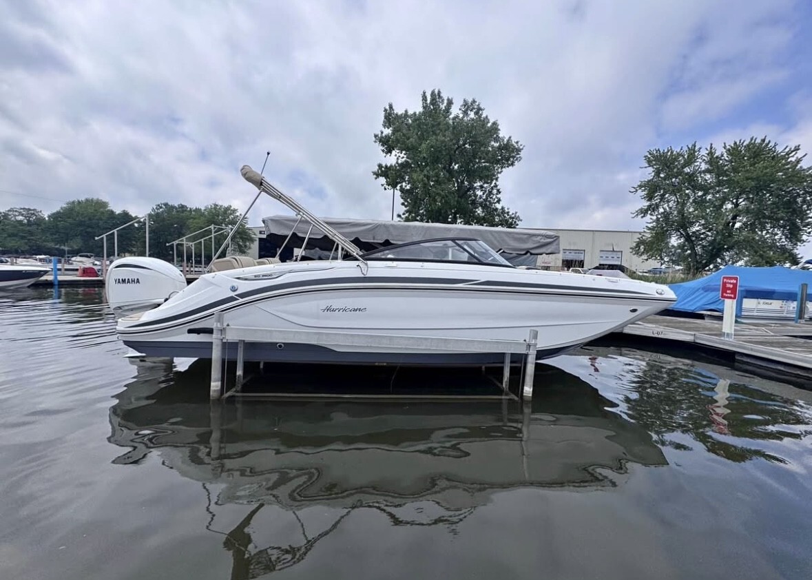 2025 Hurricane SD2600-OB in crystal lake IL