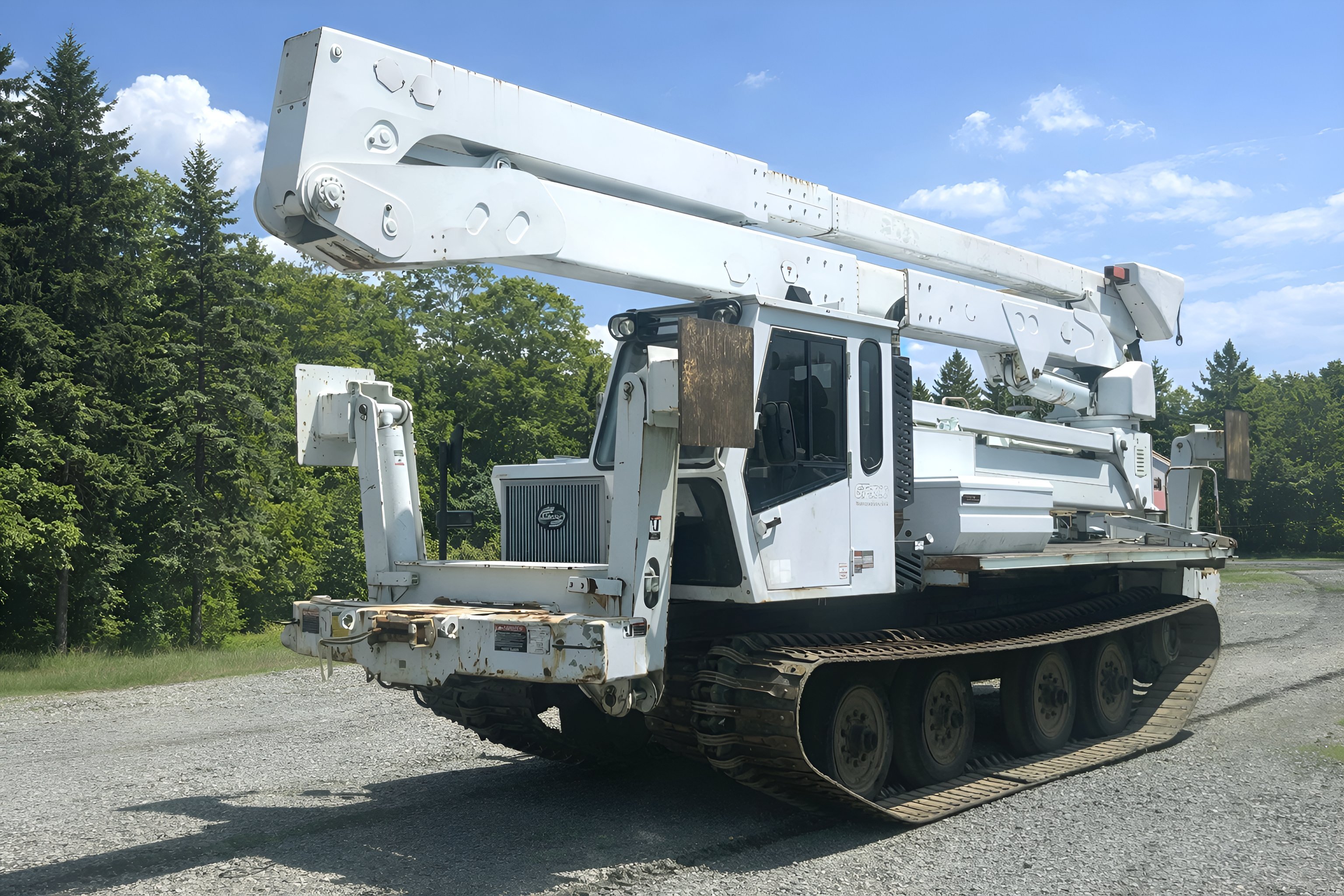 2008 Versalift - Time Manufacturing Company VST-9000-E100 in Bristol, PA