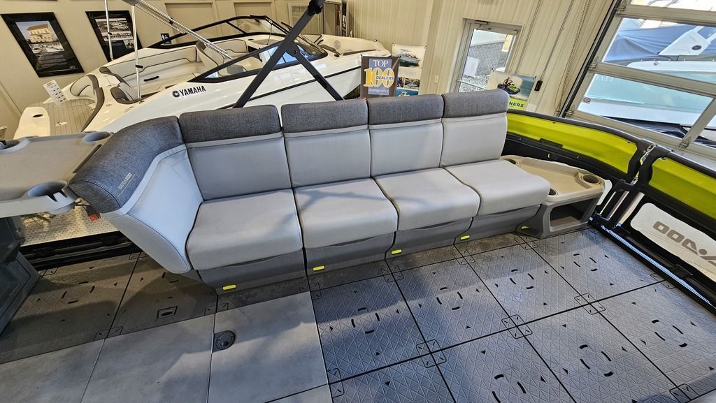 Used 2023 Sea-Doo Switch 21 Cruise 21 - 230 Hp For Sale in Red