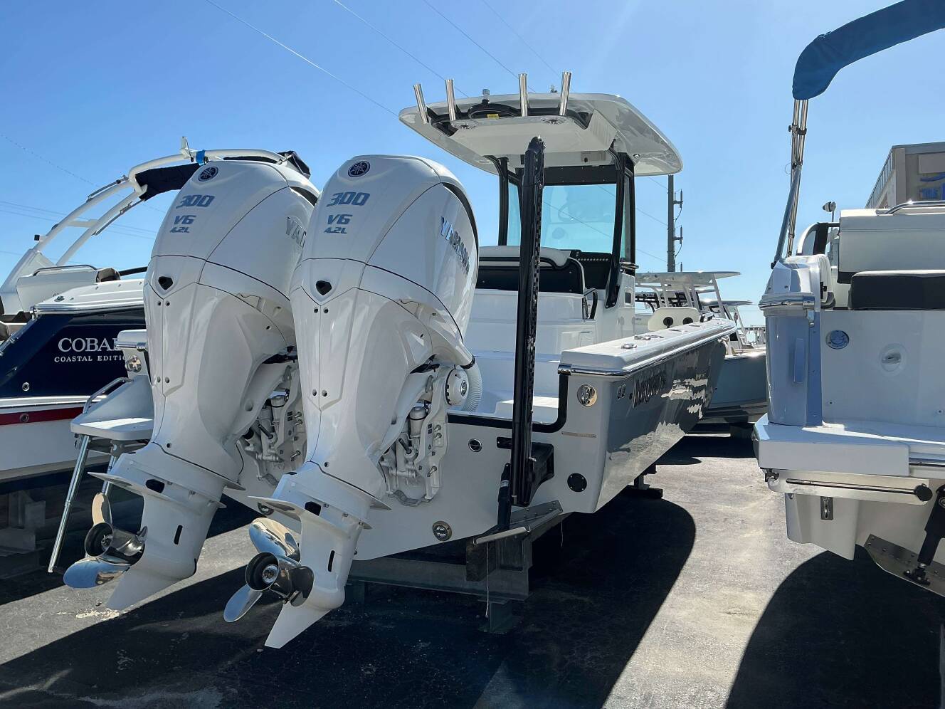 A photo of this 2025 Everglades 273 CC