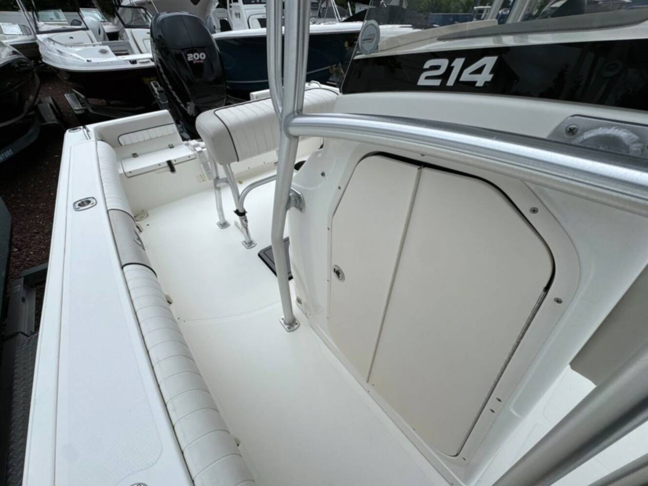 A photo of this 2017 Mako 214 CC