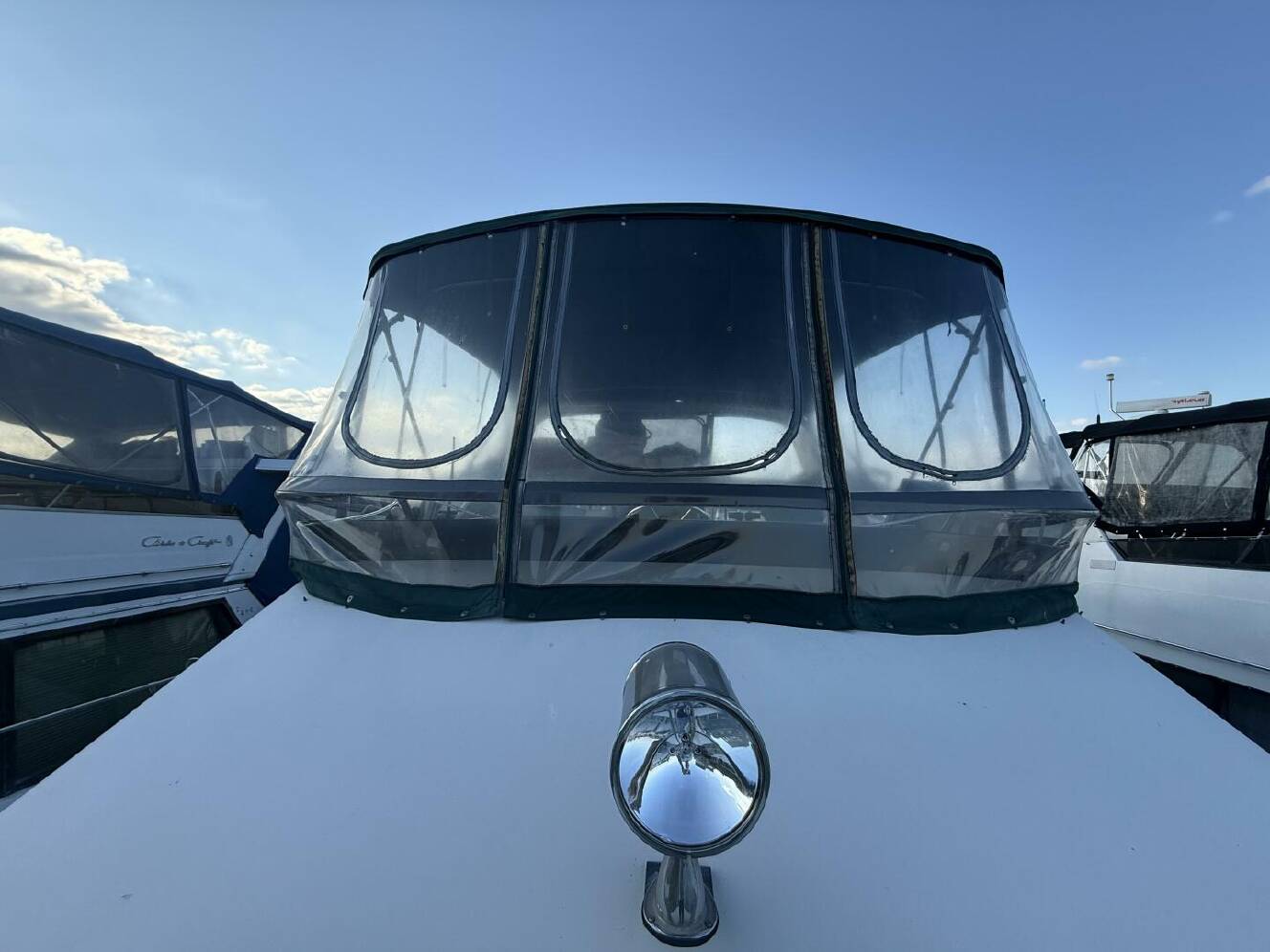 A photo of this 1988 Sea Ray 415