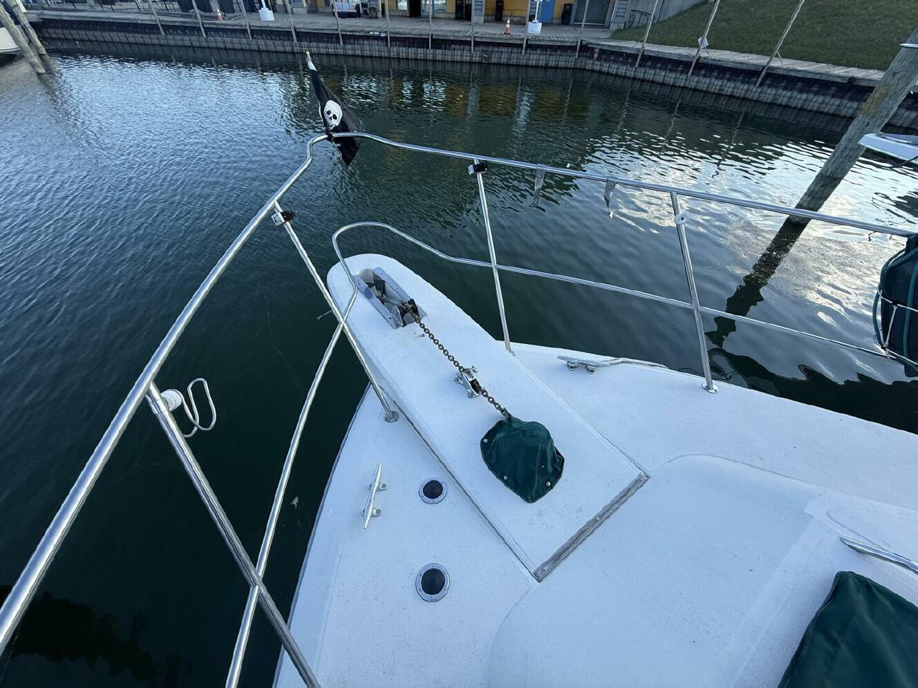A photo of this 1988 Sea Ray 415