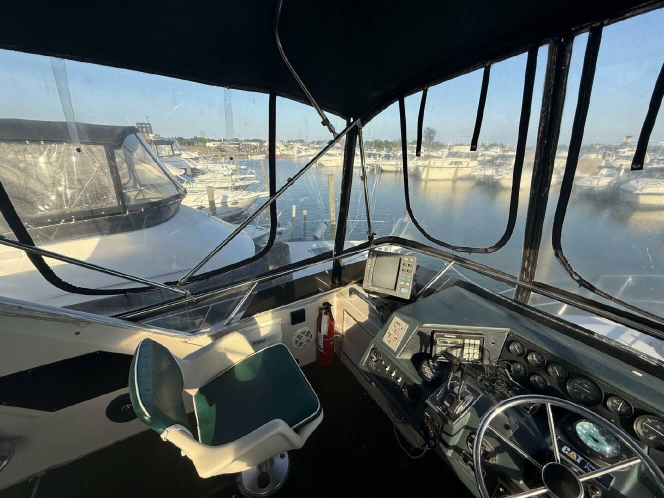 A photo of this 1988 Sea Ray 415