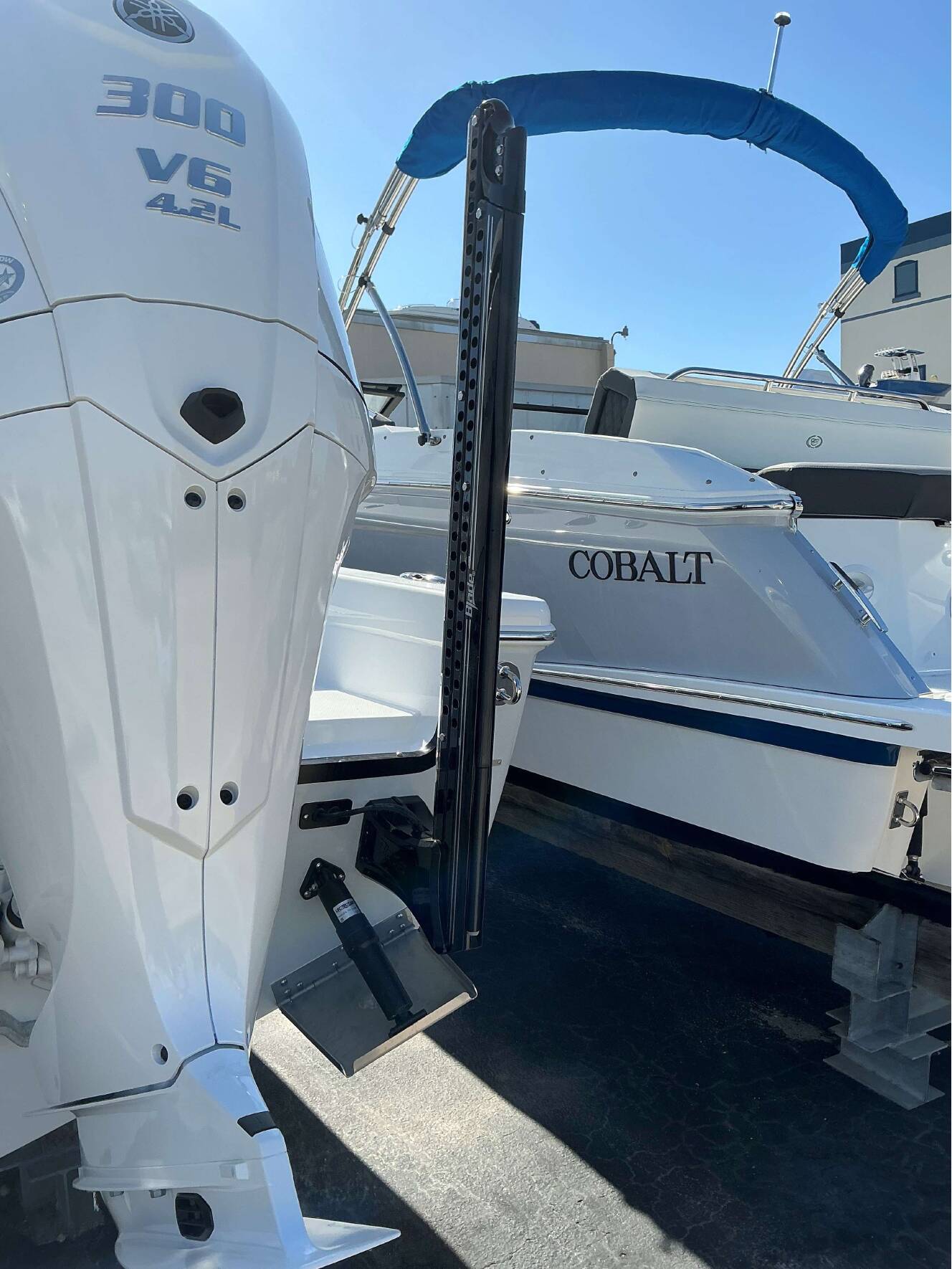 A photo of this 2025 Everglades 273 CC