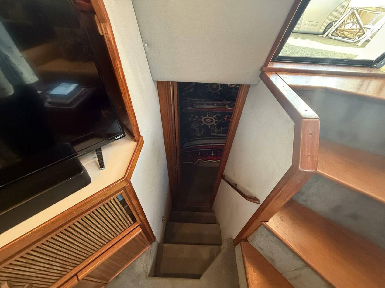 A photo of this 1988 Sea Ray 415