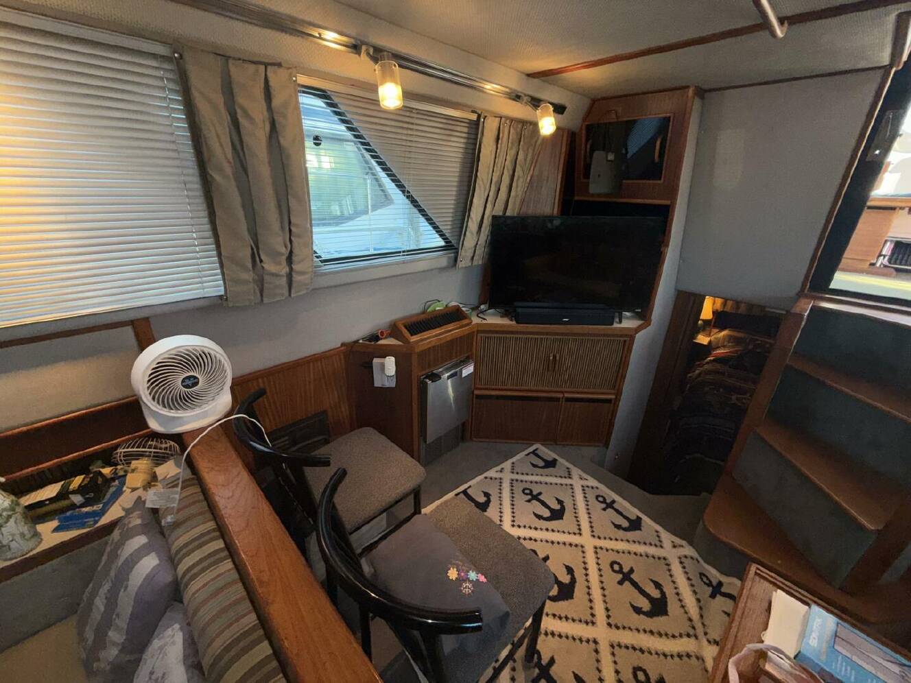 A photo of this 1988 Sea Ray 415