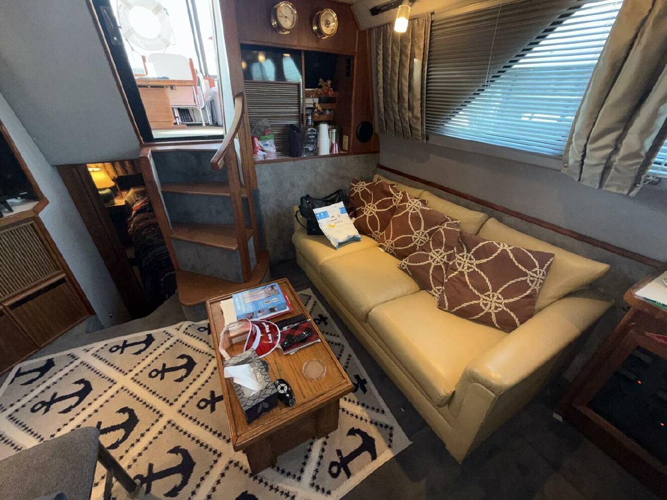 A photo of this 1988 Sea Ray 415