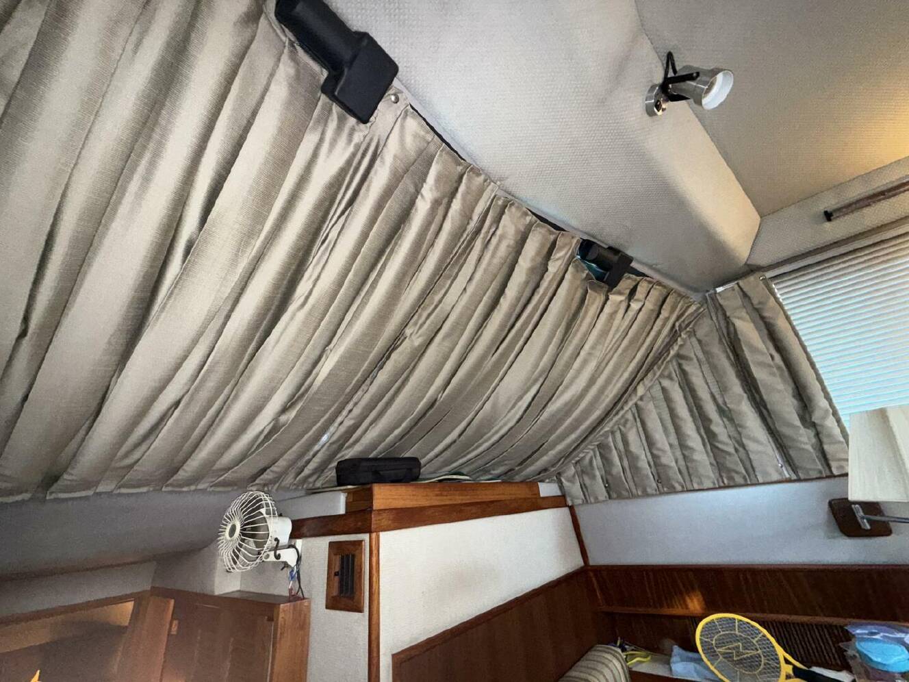 A photo of this 1988 Sea Ray 415