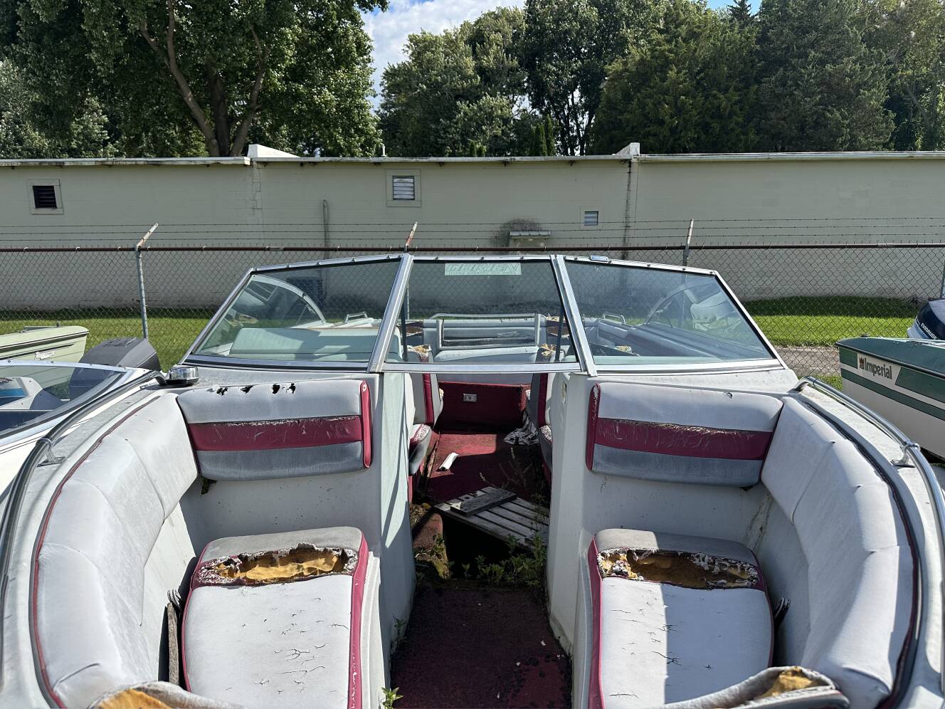 A photo of this 1988 Four Winns 200 HORIZON