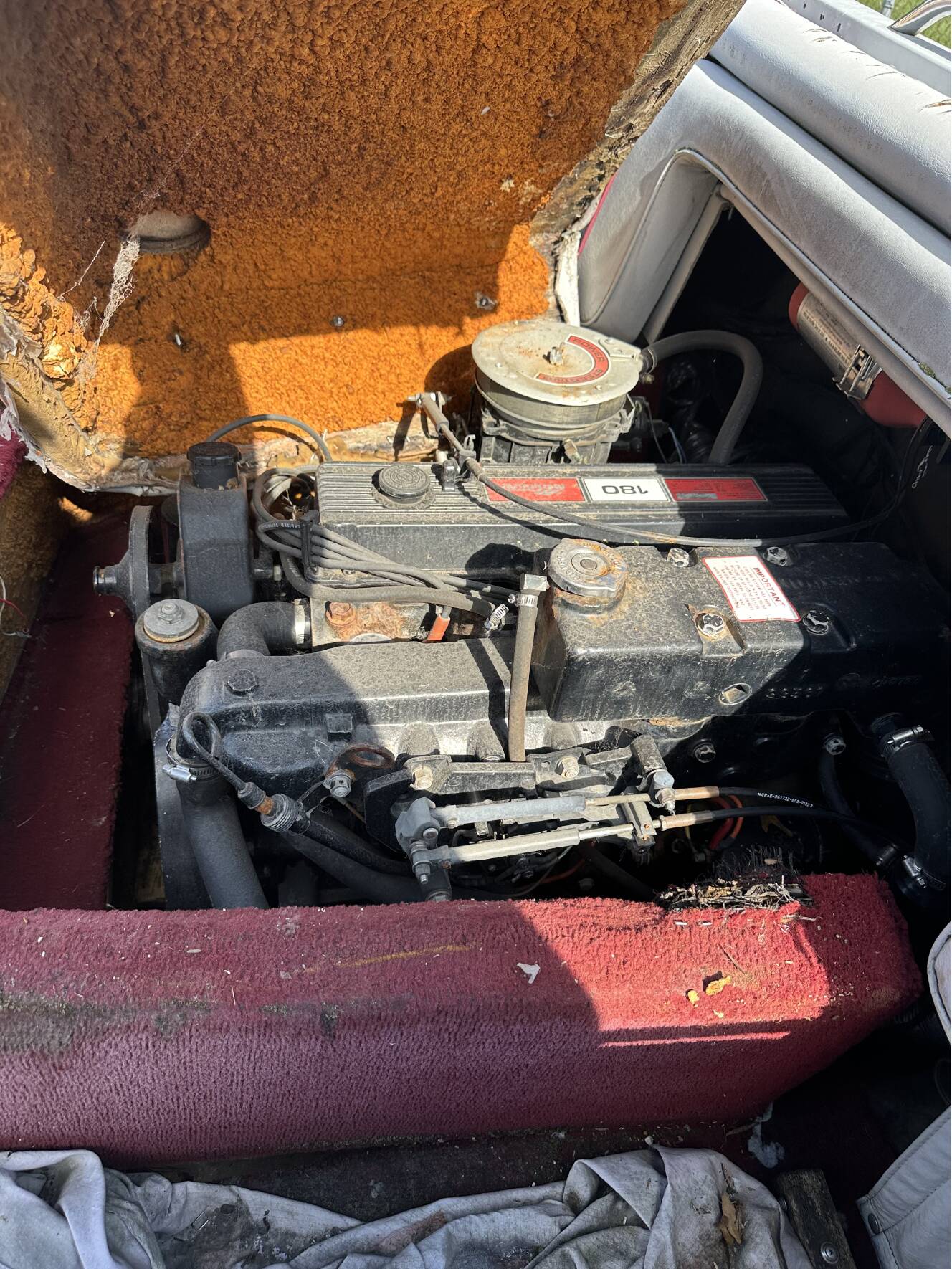 A photo of this 1988 Four Winns 200 HORIZON