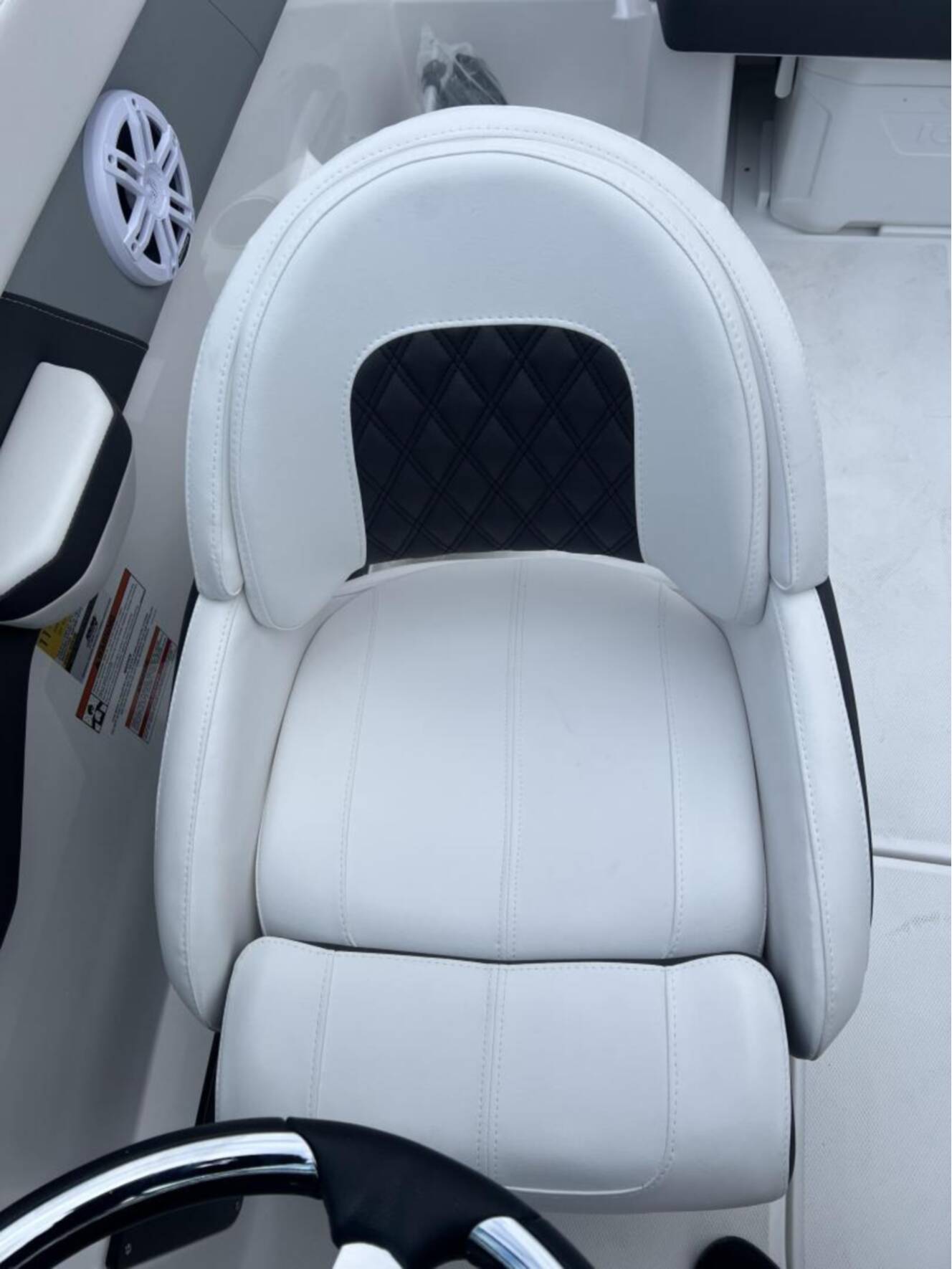 A photo of this 2025 Monterey M205
