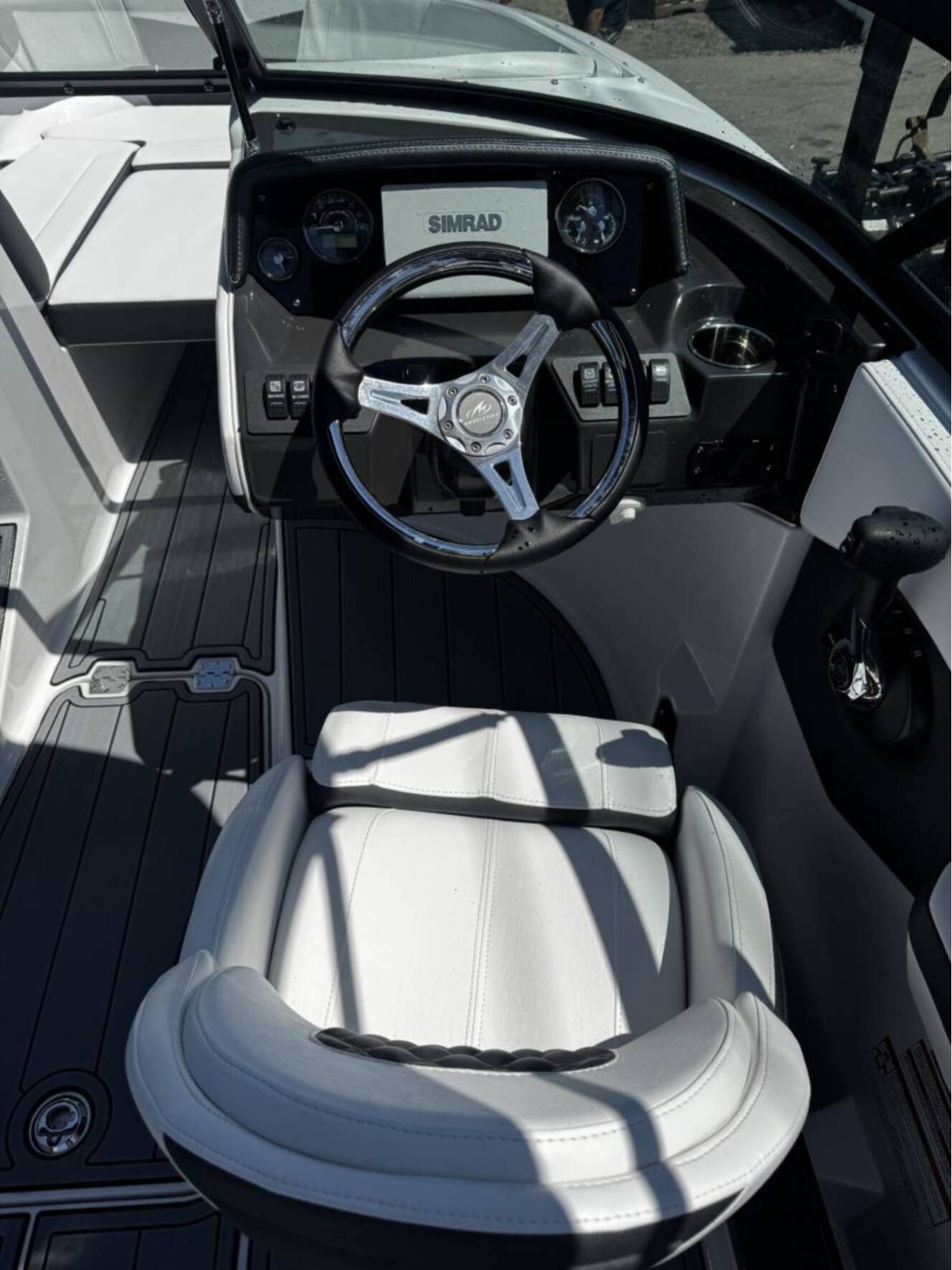 A photo of this 2025 Monterey M205