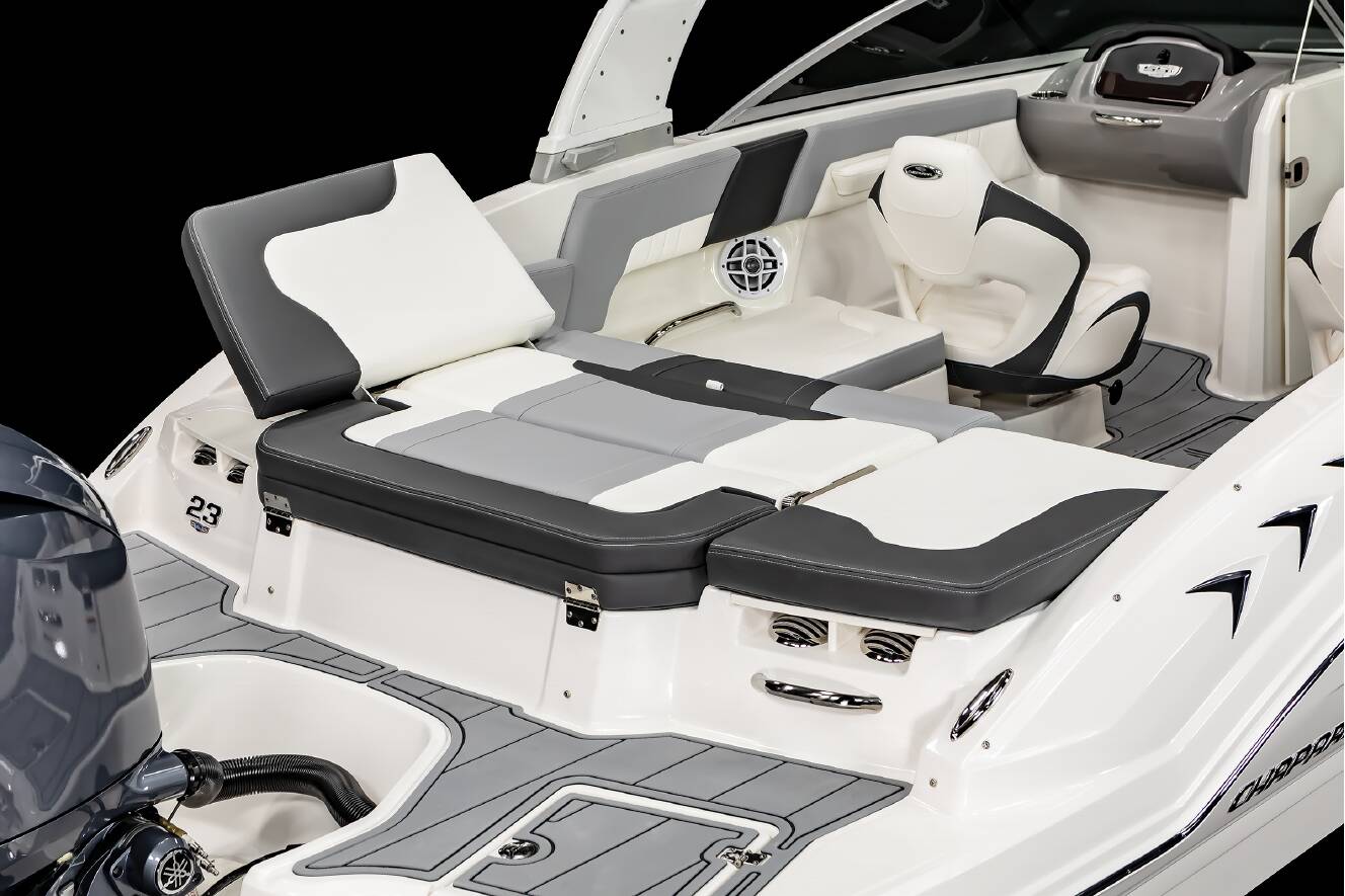 A photo of this 2024 Chaparral Boats 23 SSi OB