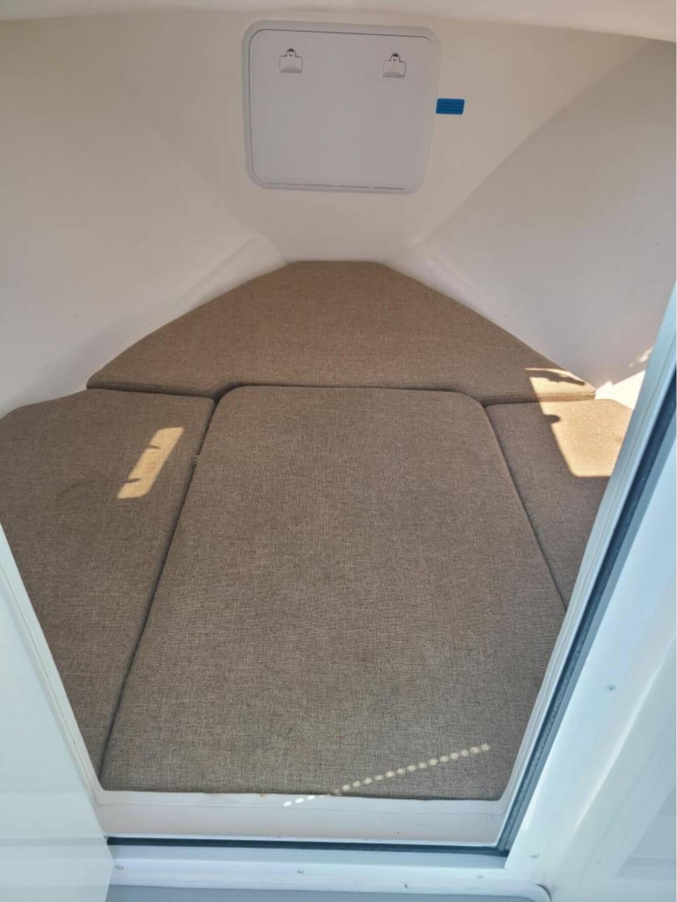A photo of this 2019 Steiger Craft 23DV Miami