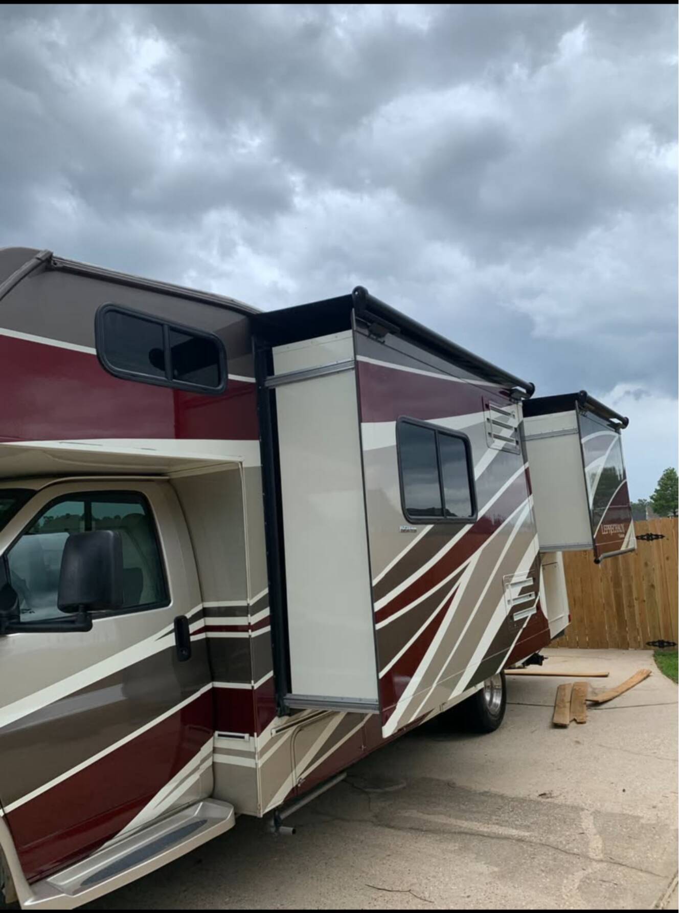 A photo of this 2021 Coachmen LEPRECHAUN 260DS
