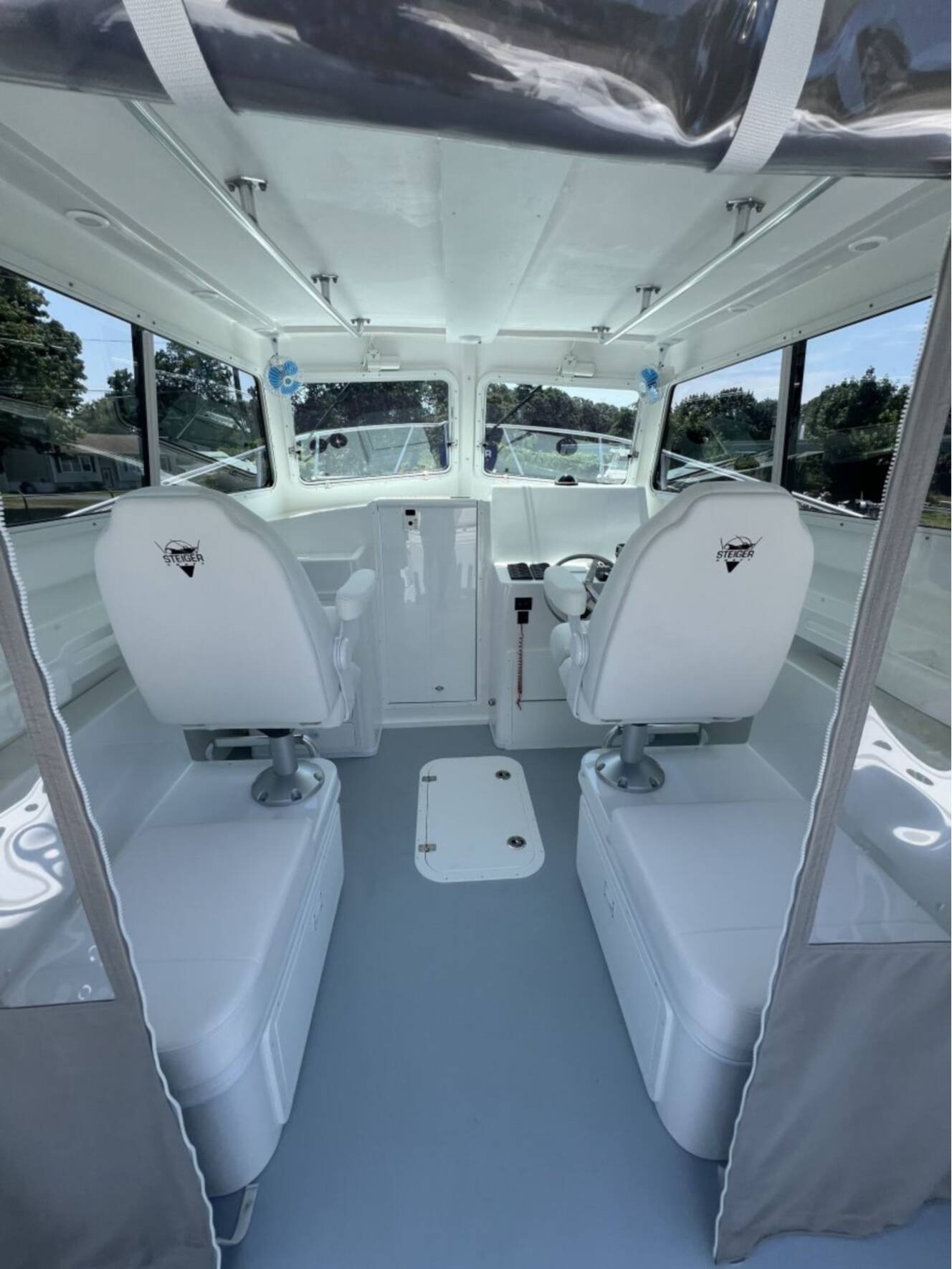 A photo of this 2025 Steiger Craft 31DV Fisherman