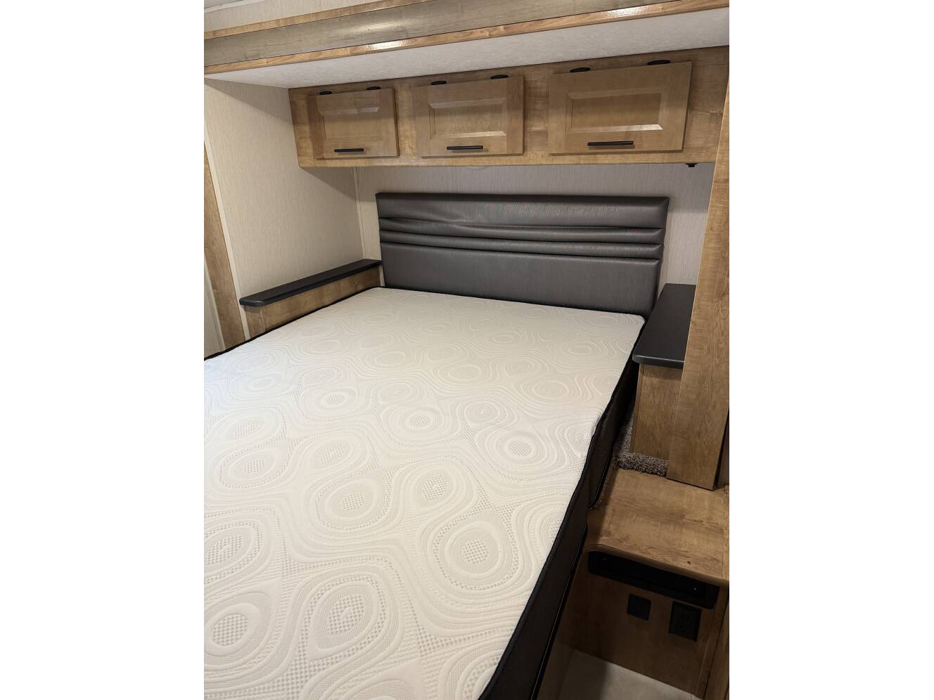 A photo of this 2021 Coachmen LEPRECHAUN 260DS