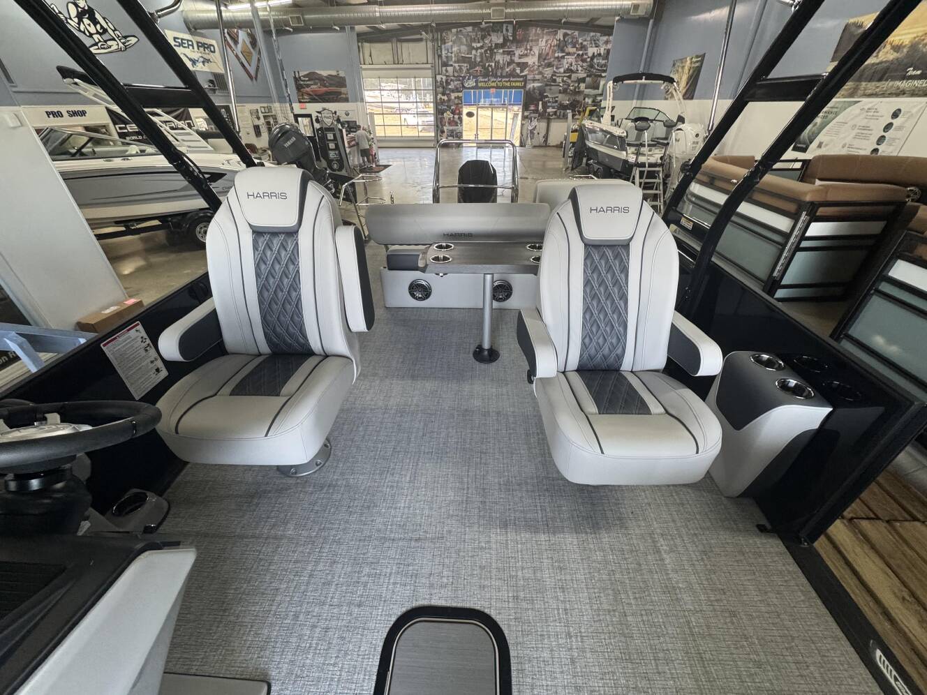 A photo of this 2025 Harris Sunliner 250 Sport