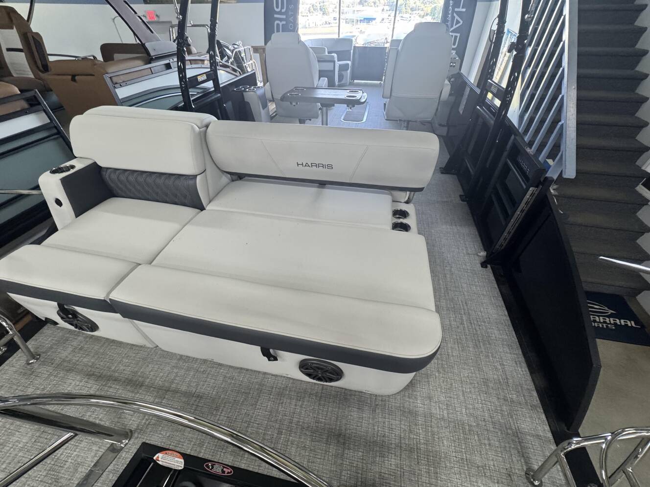A photo of this 2025 Harris Sunliner 250 Sport