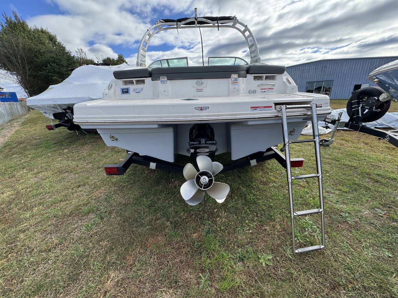 A photo of this 2025 Chaparral 23 SSi