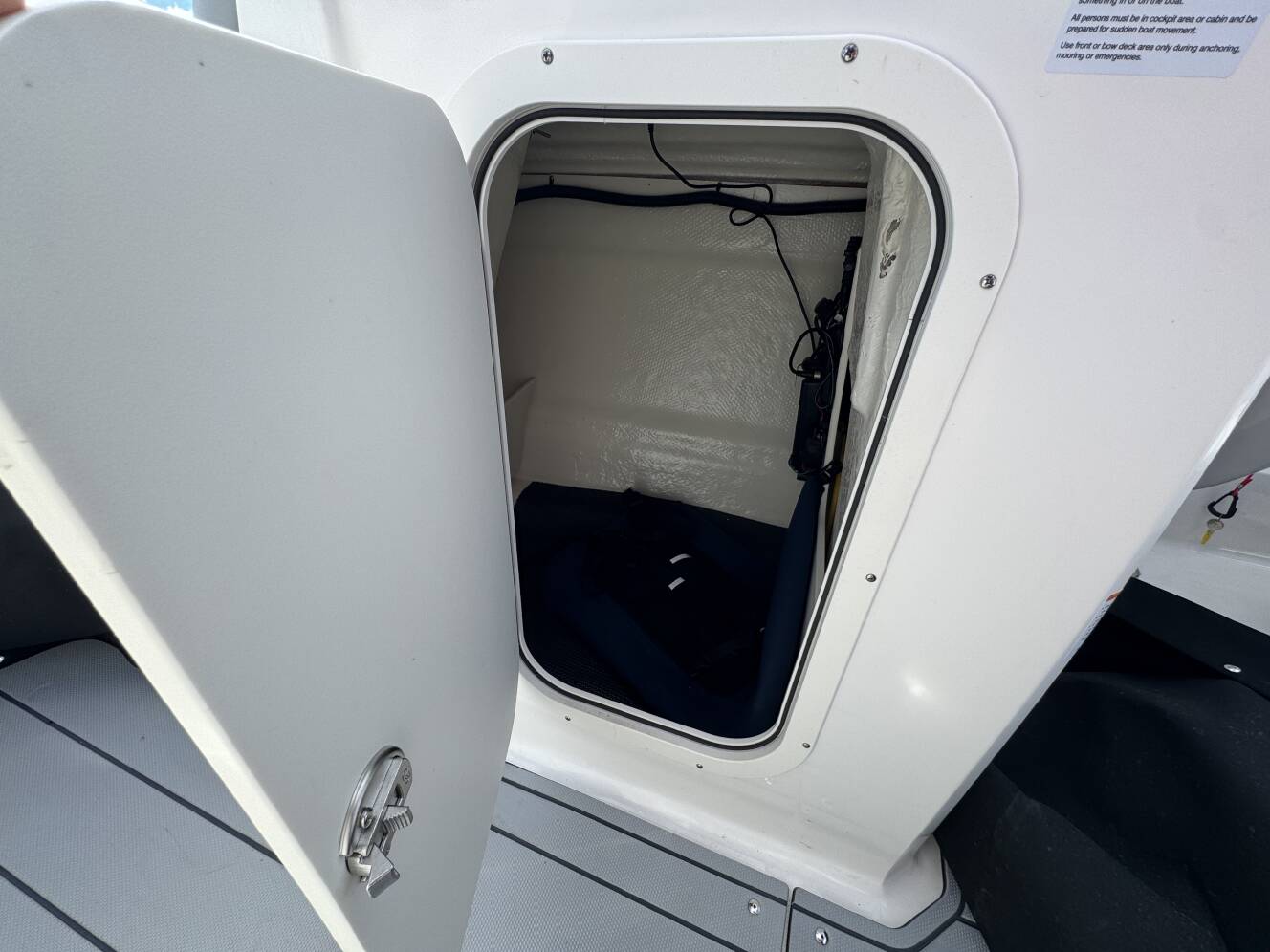 A photo of this 2025 Chaparral 23 SSi