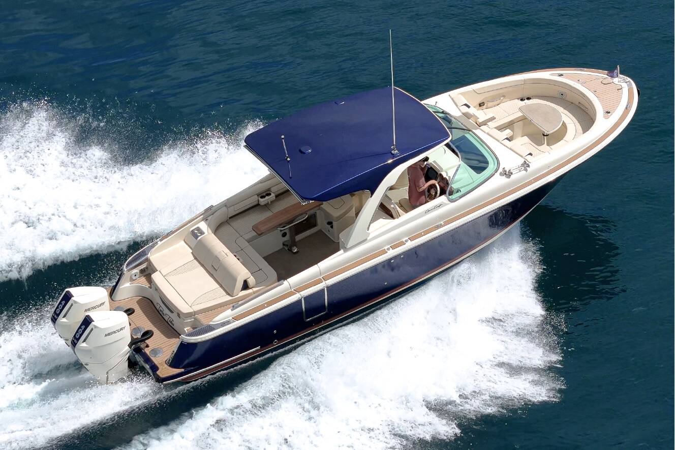 A photo of this 2024 Chris-Craft LAUNCH 35 GT