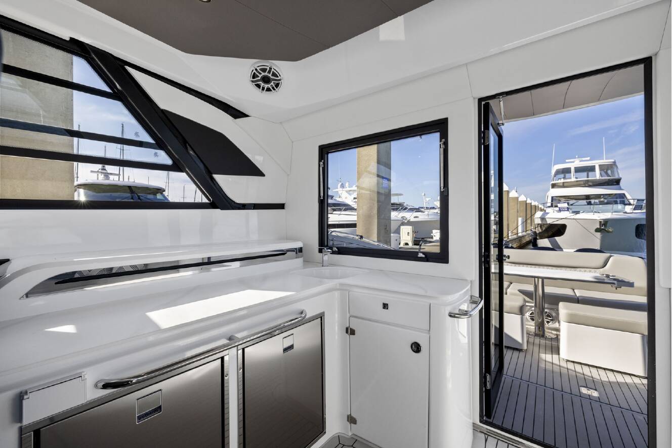 A photo of this 2026 Cruisers Yachts 50 GLS Outboard
