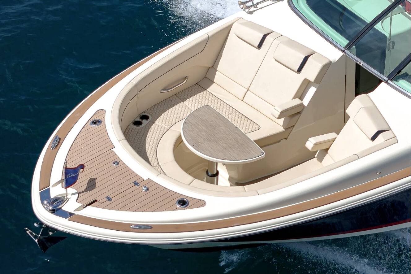 A photo of this 2024 Chris-Craft LAUNCH 35 GT