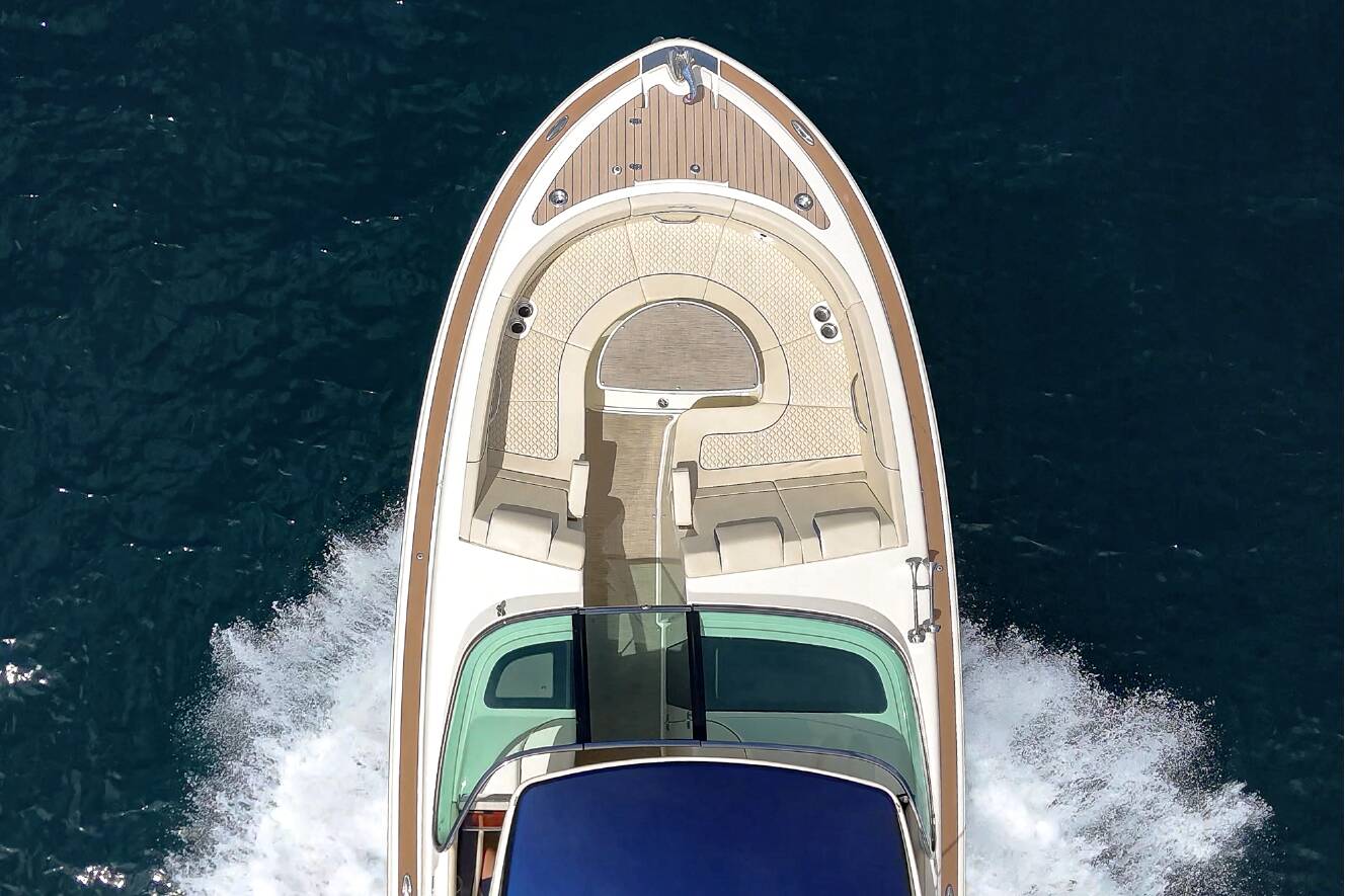A photo of this 2024 Chris-Craft LAUNCH 35 GT