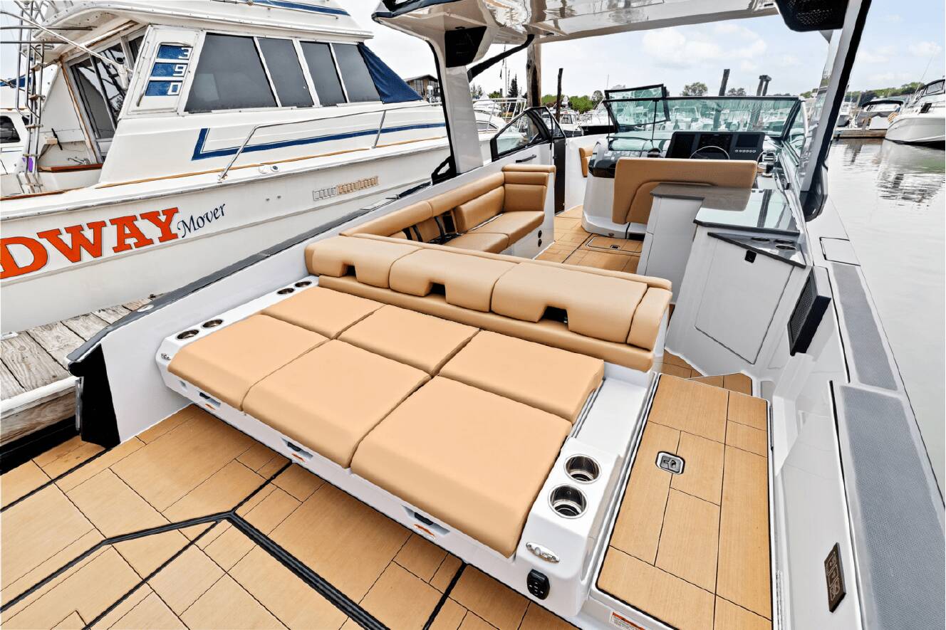 A photo of this 2024 Aviara AV32