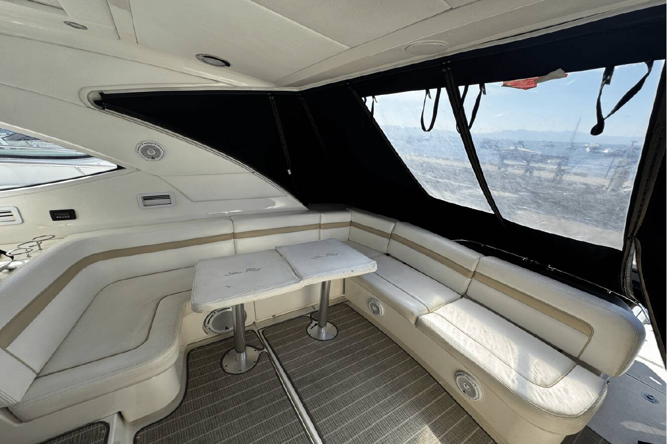 A photo of this 2010 Sea Ray 470 SUNDANCER
