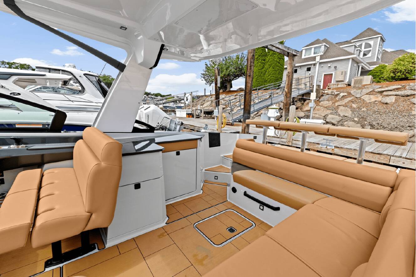 A photo of this 2024 Aviara AV32
