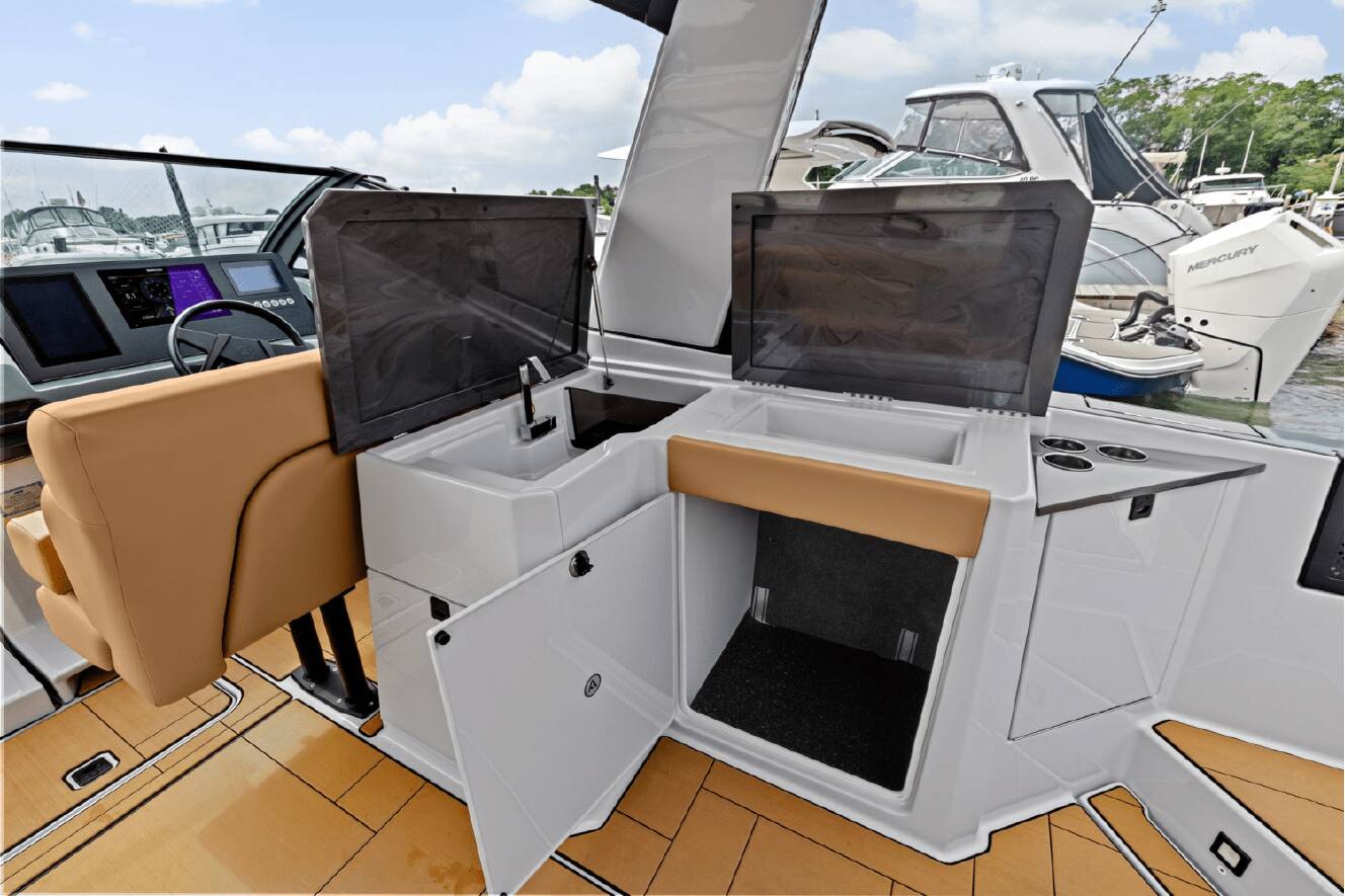 A photo of this 2024 Aviara AV32