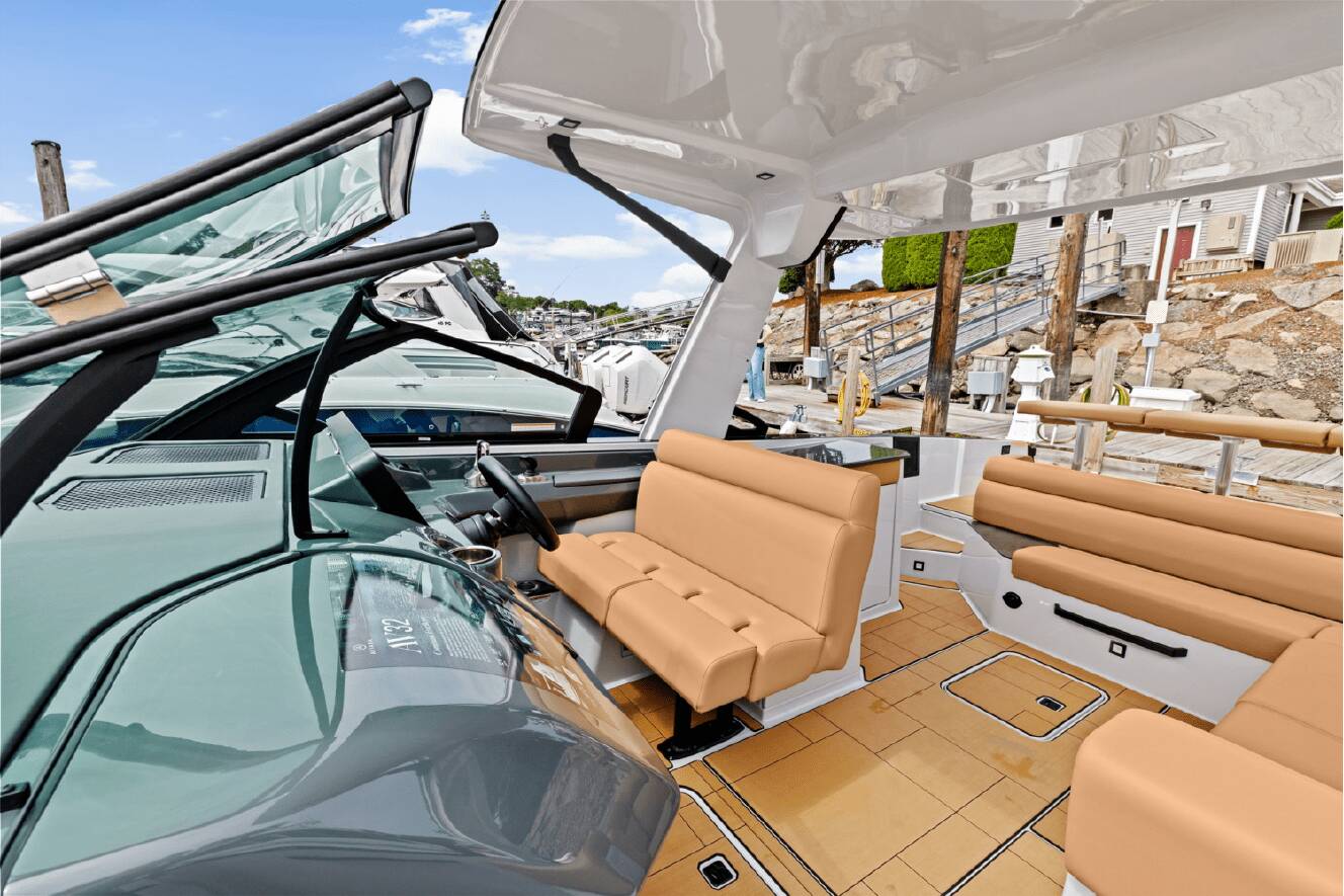 A photo of this 2024 Aviara AV32