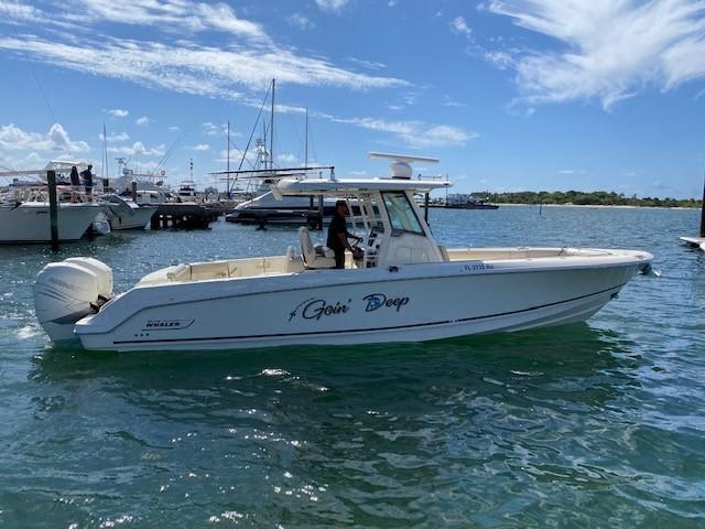 2019 Boston Whaler 330 Outrage in hollywood FL